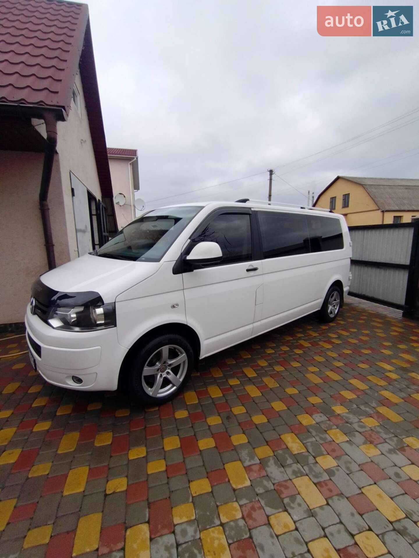 VOLKSWAGEN TRANSPORTER 2013