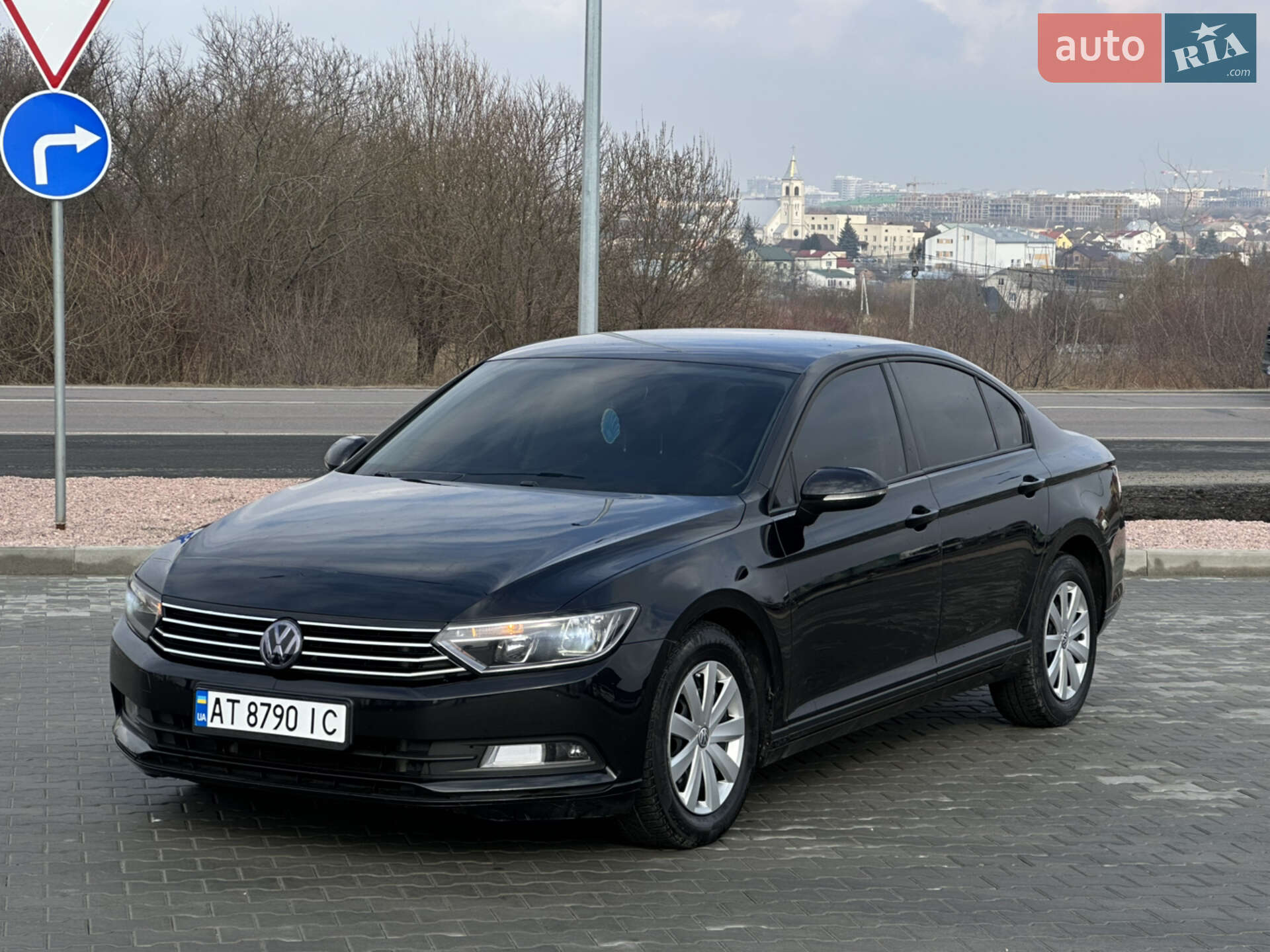 VOLKSWAGEN PASSAT 2015
