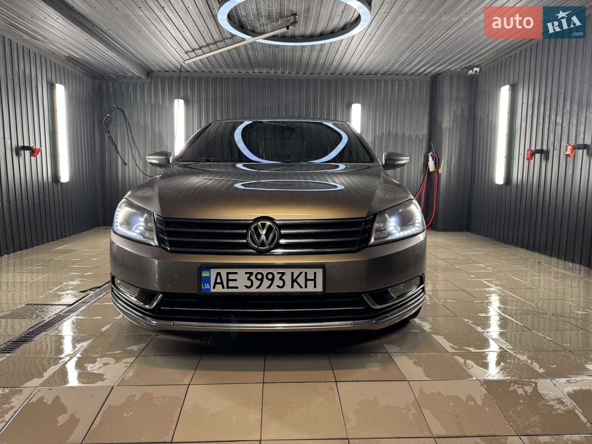 VOLKSWAGEN PASSAT 2013
