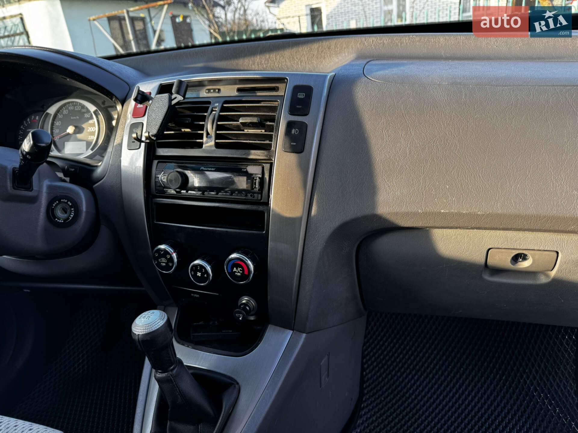 HYUNDAI TUCSON 2004