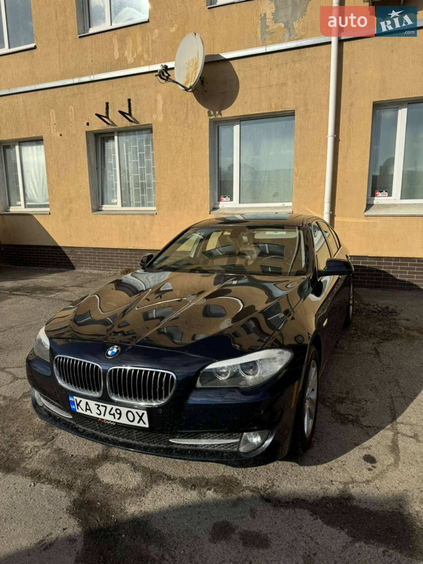 BMW 528I XDRIVE 2012