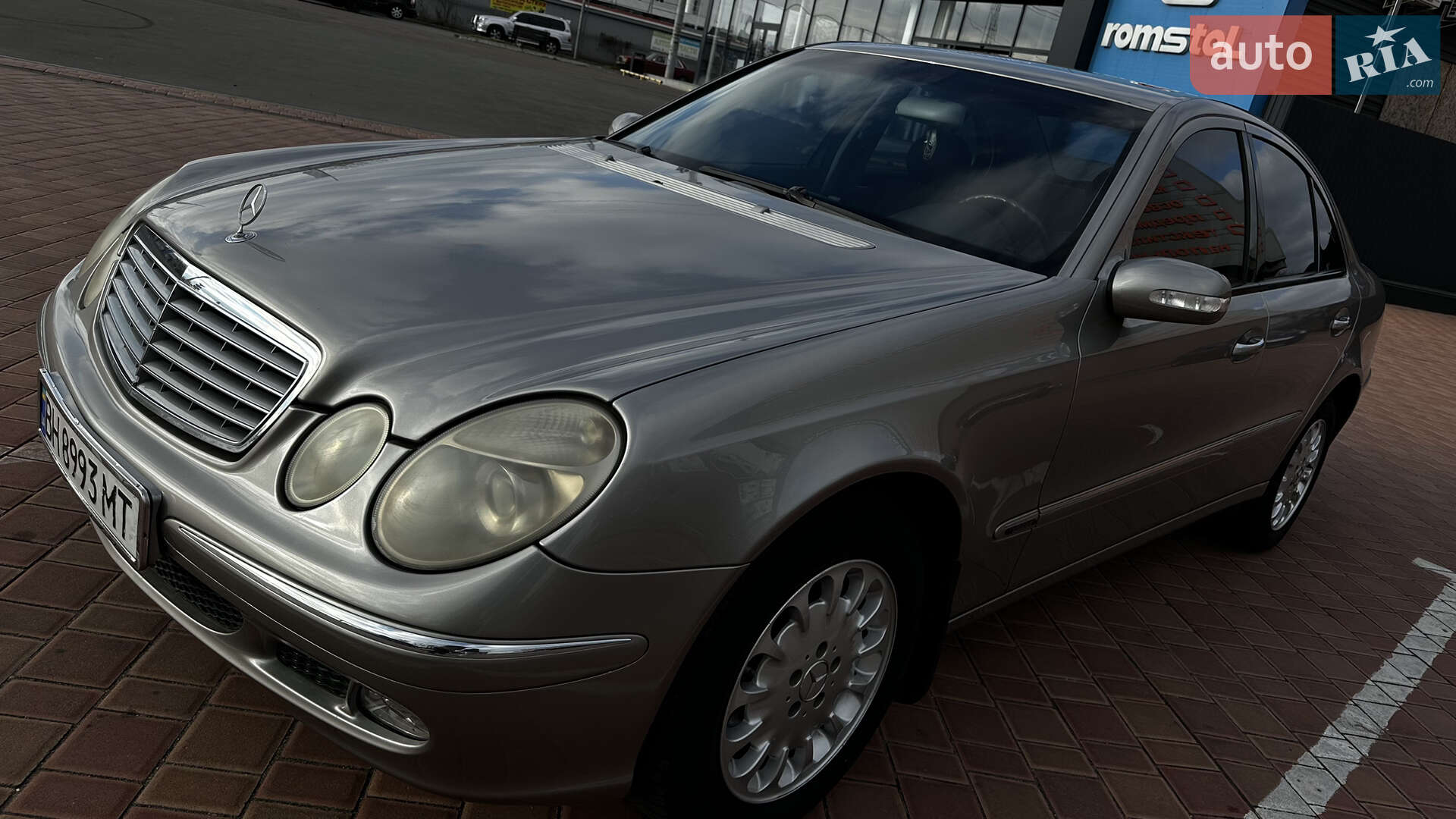 Mercedes-Benz E-Class 2004