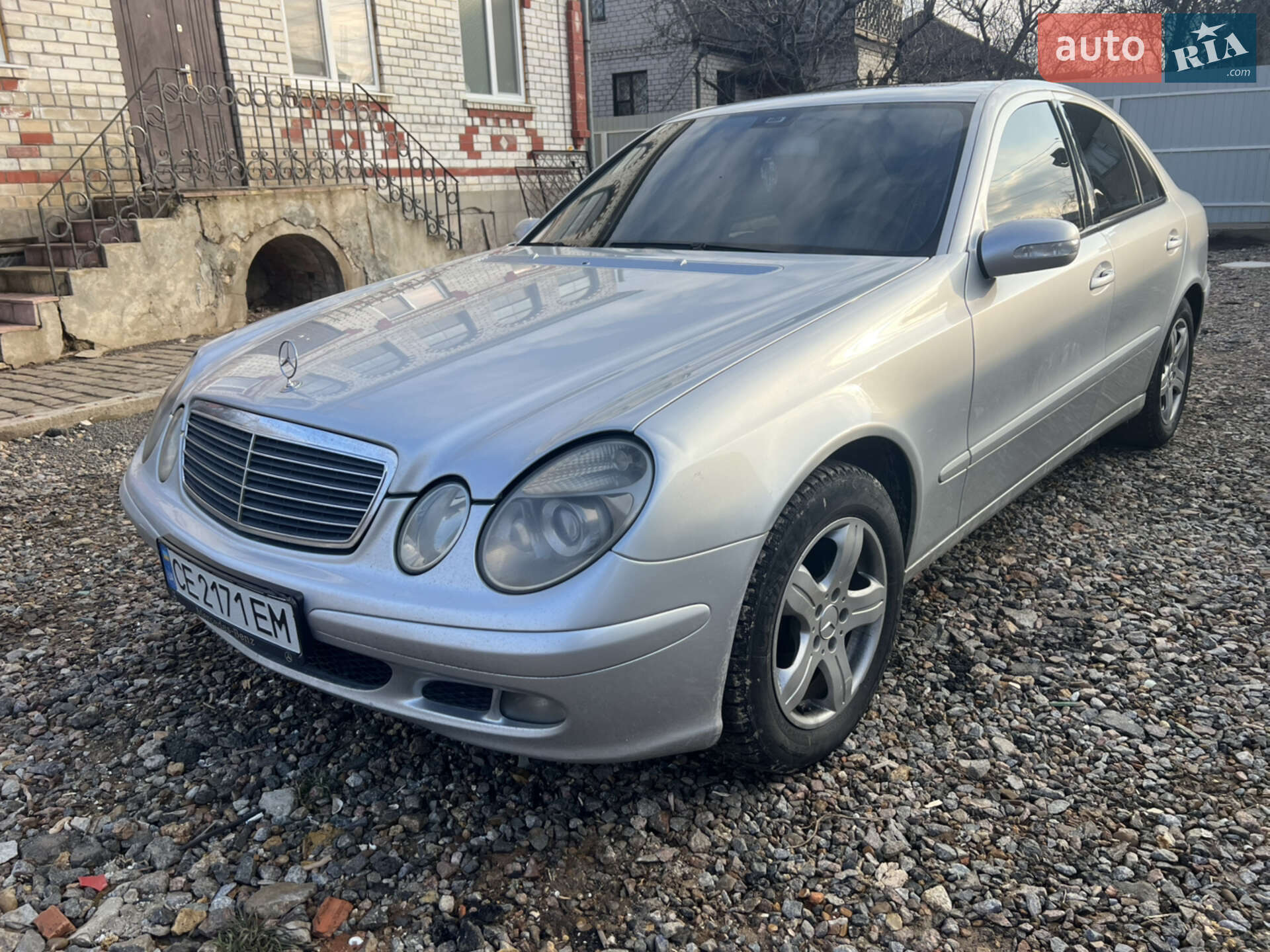 MERCEDES-BENZ E 220 CDI 2005