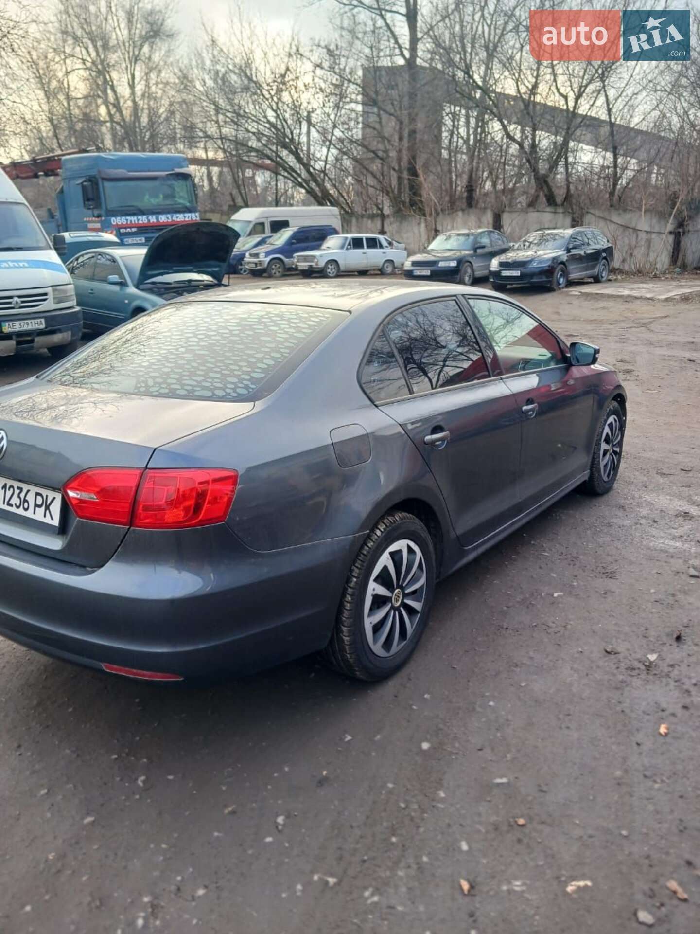 VOLKSWAGEN JETTA 2012