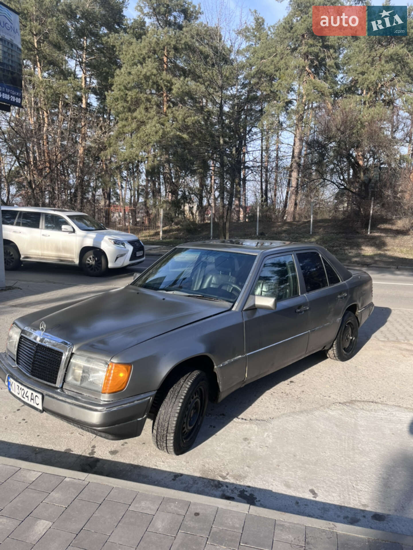 MERCEDES-BENZ 200 1990