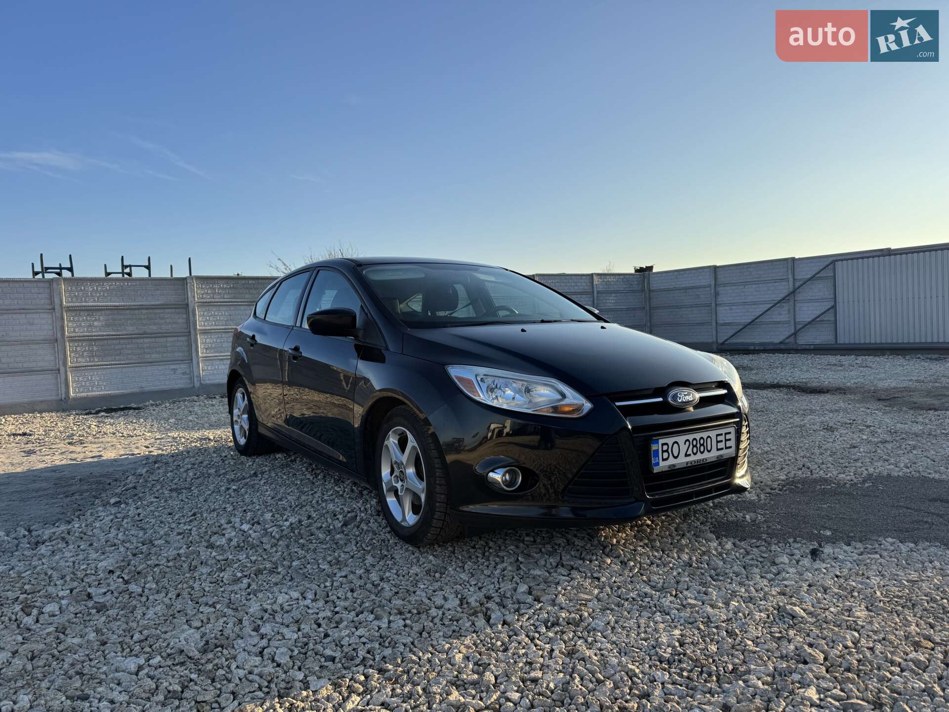 Головне фото звіту автомобіля FORD FOCUS 2012