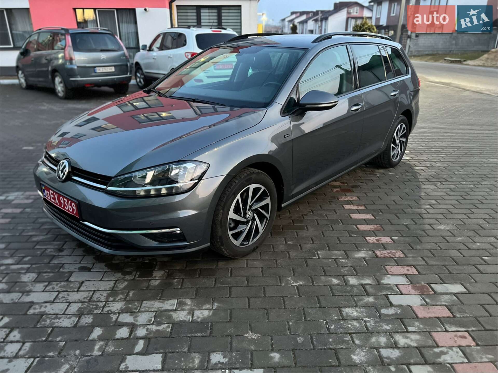 VOLKSWAGEN GOLF 2019