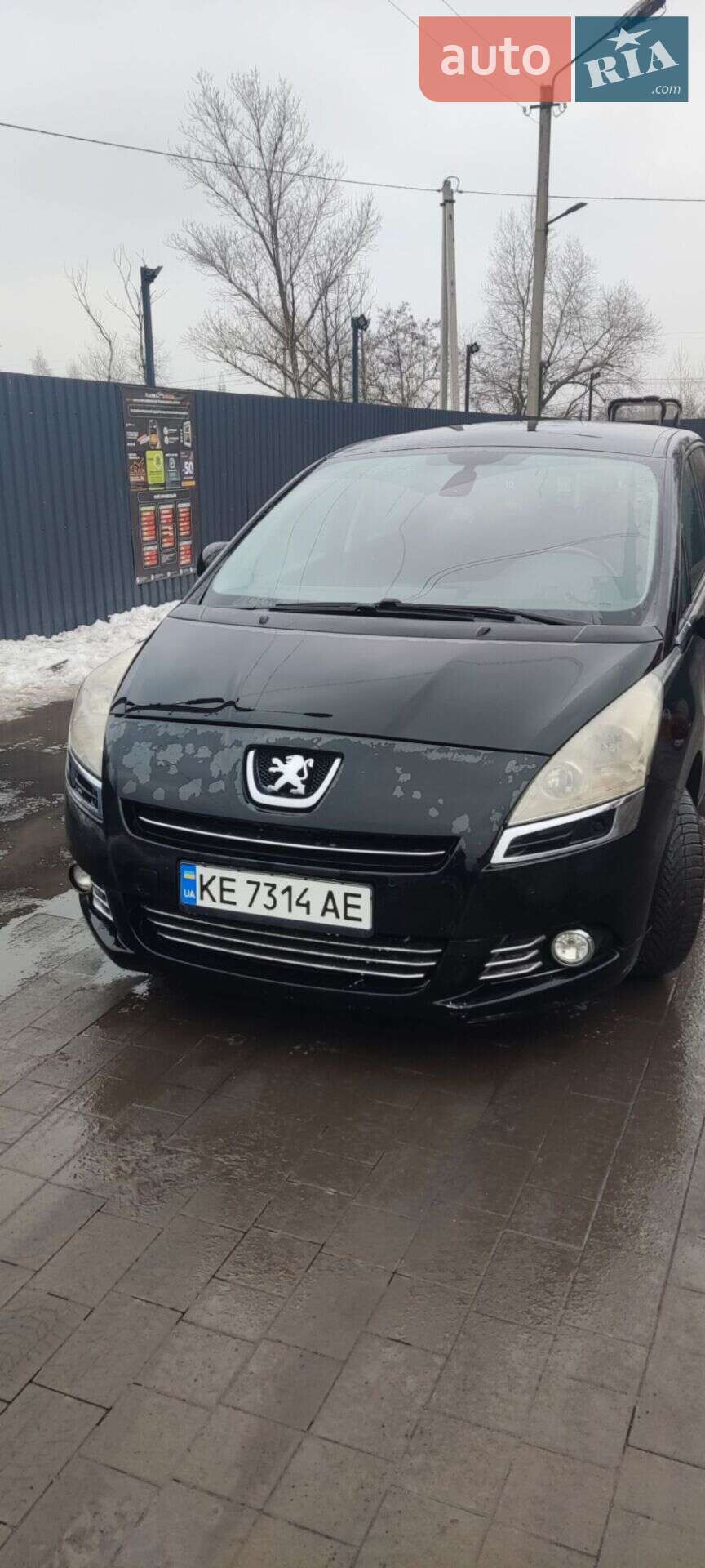 Головне фото звіту автомобіля PEUGEOT 5008 2011