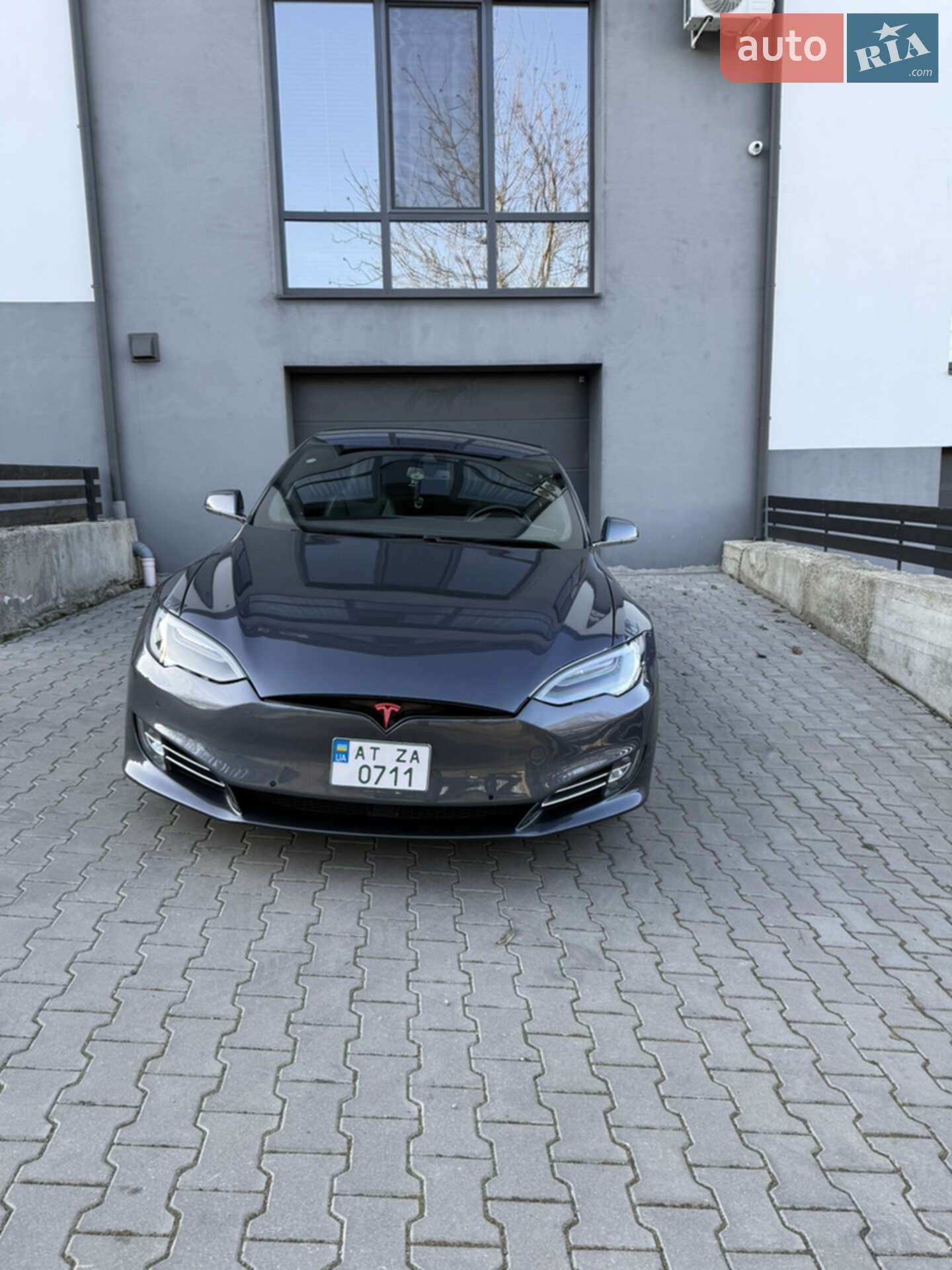 TESLA MODEL SP85D 2015