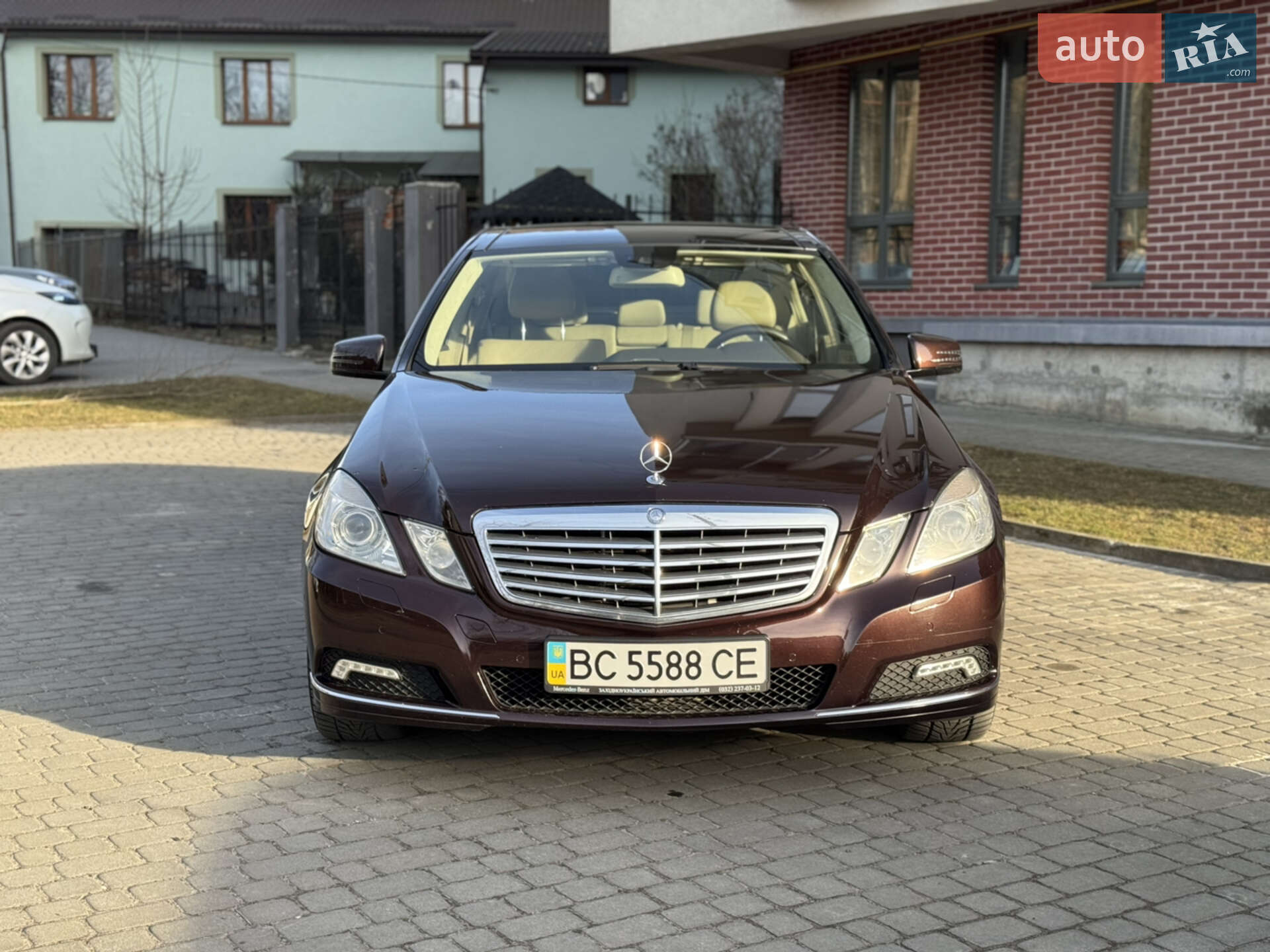 MERCEDES-BENZ E 350 2010