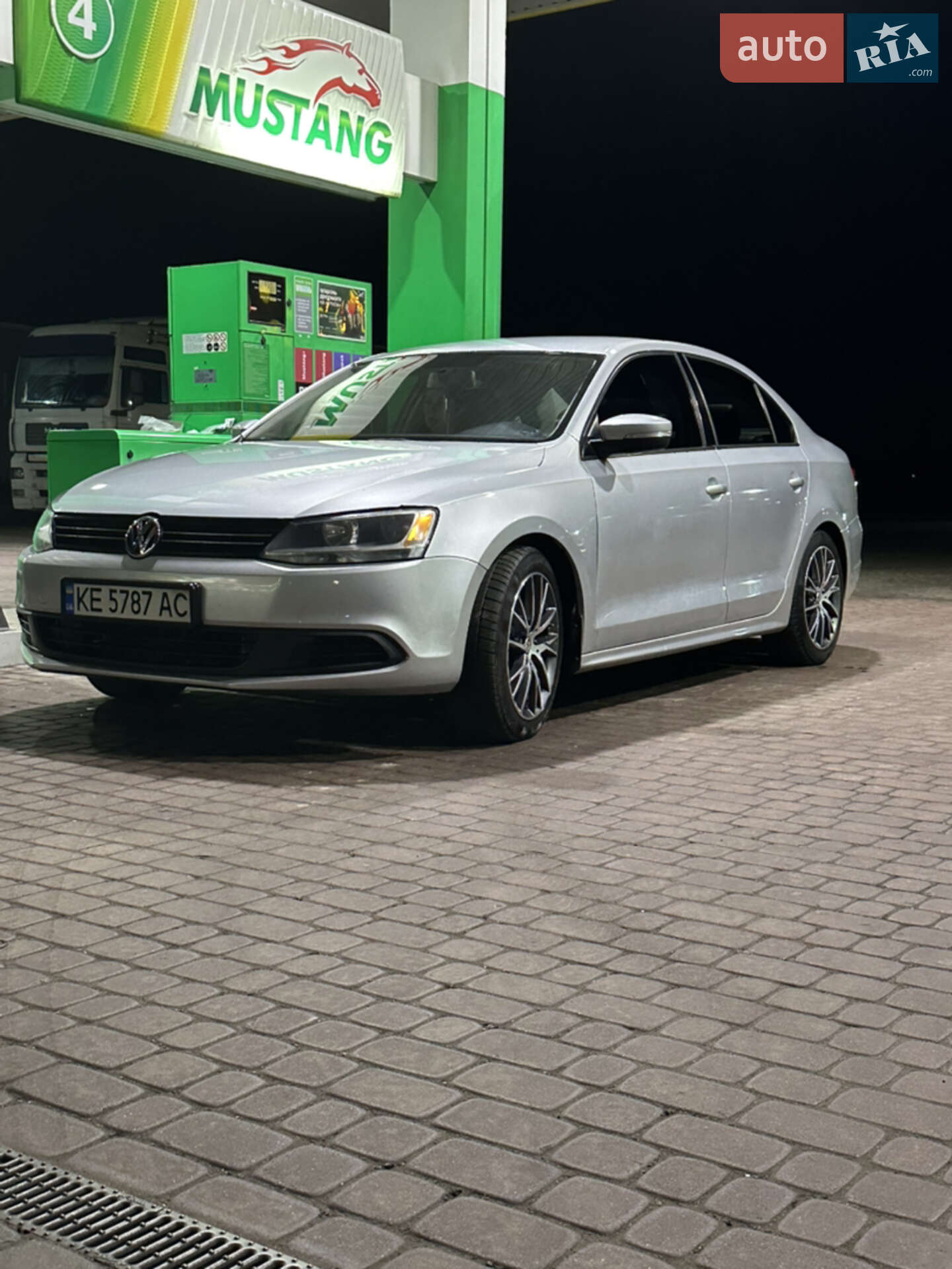 VOLKSWAGEN JETTA 2014