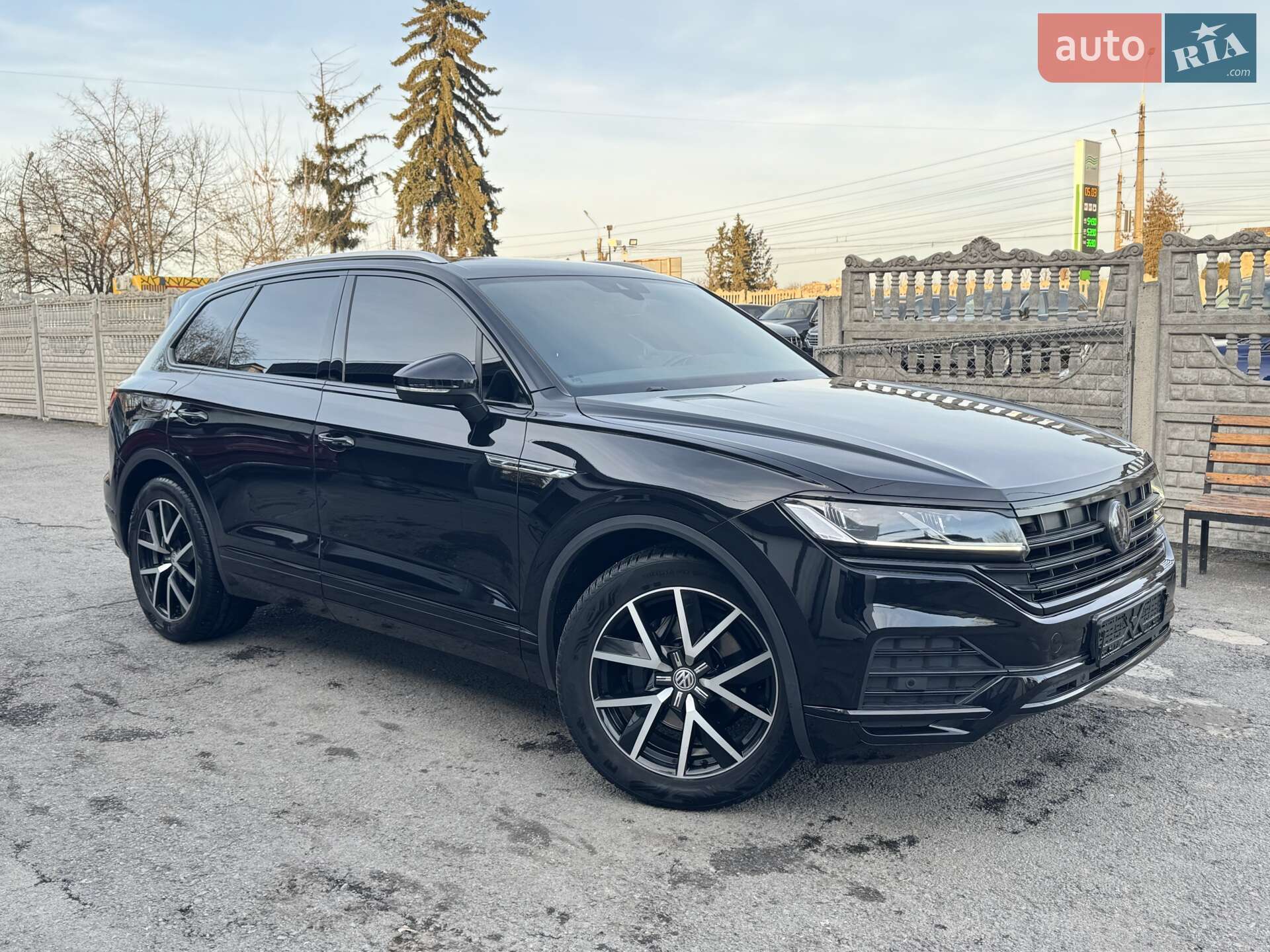 VOLKSWAGEN TOUAREG 2019
