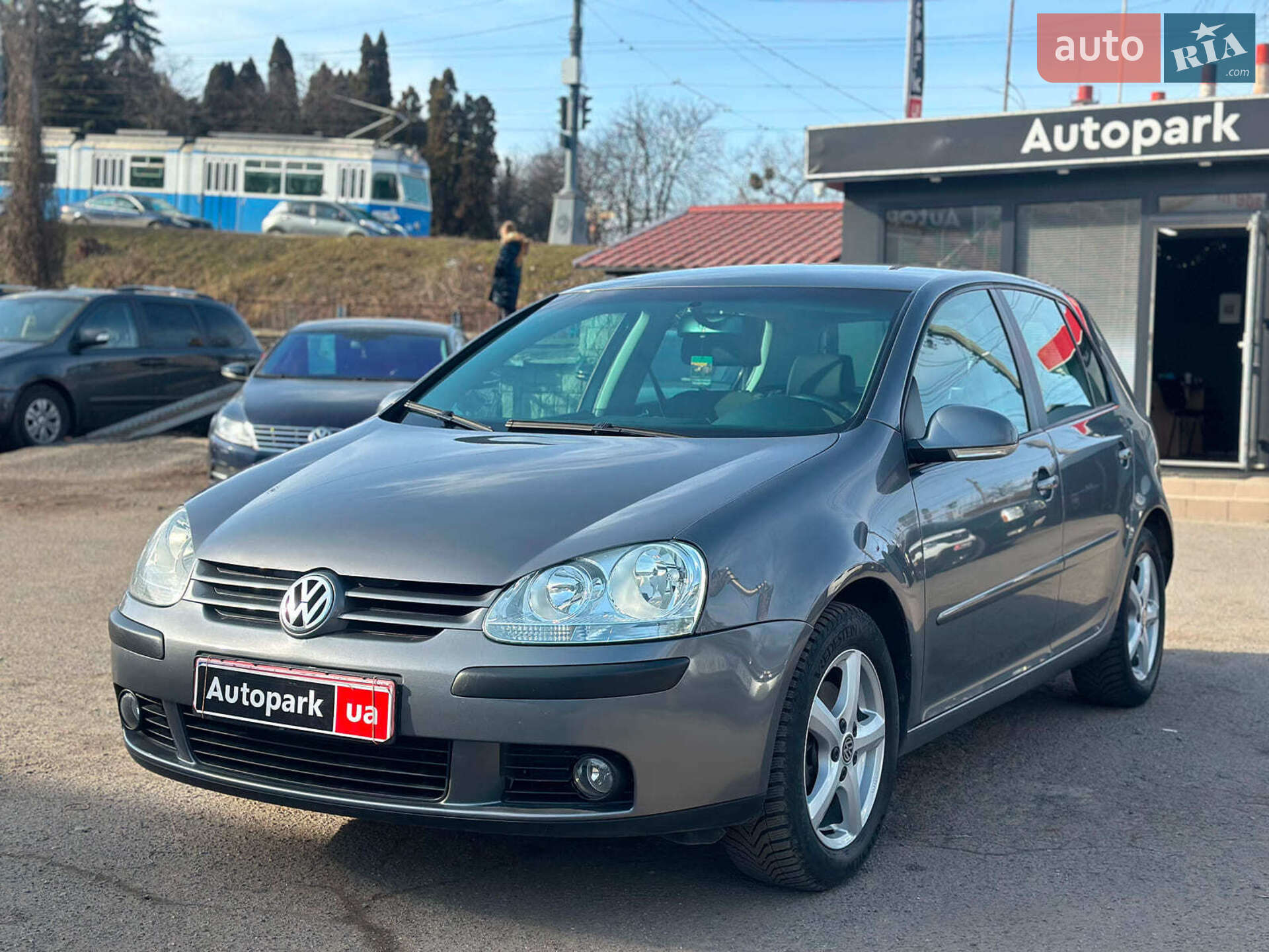 VOLKSWAGEN GOLF 2005