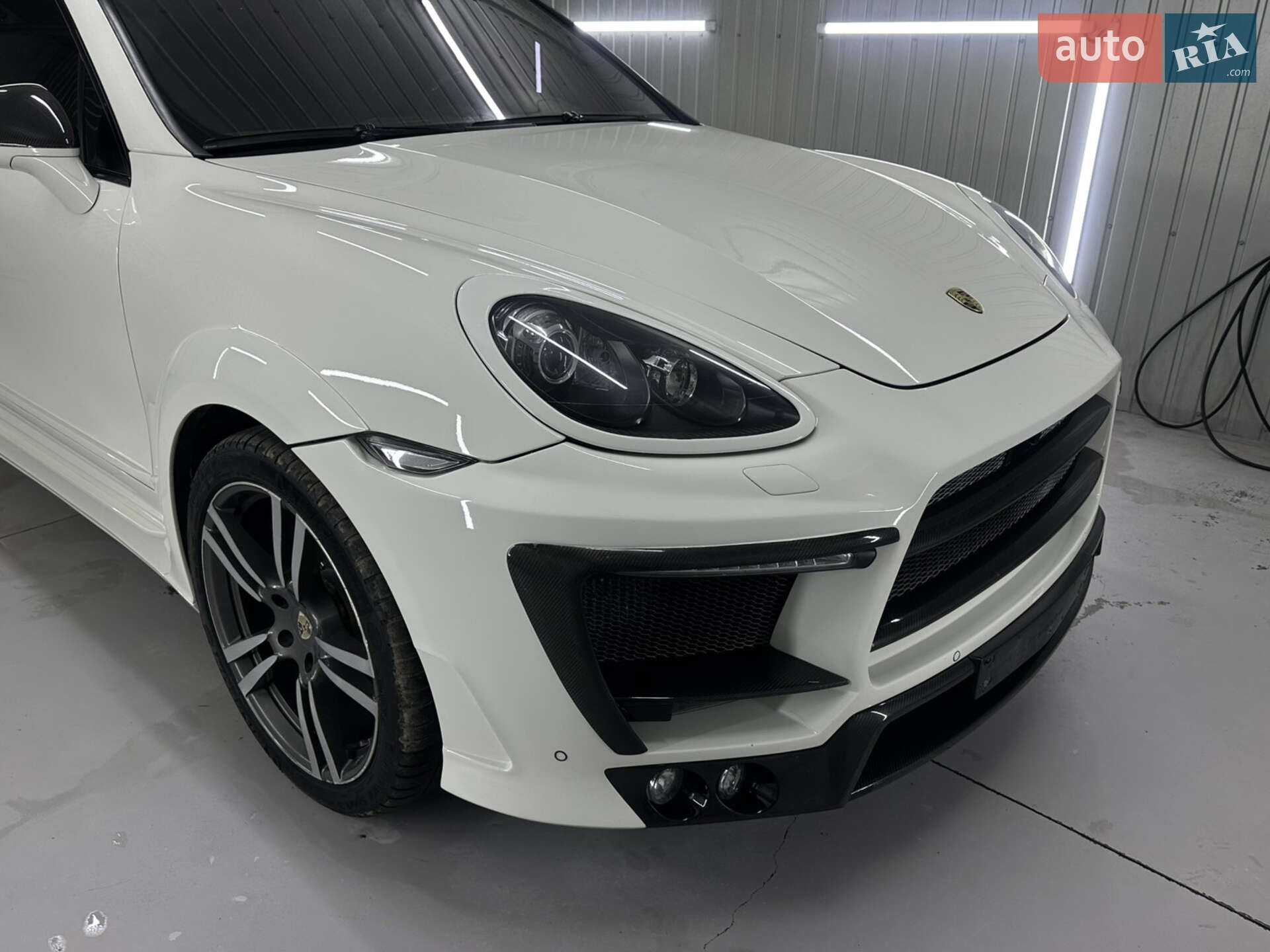 PORSCHE CAYENNE 2011