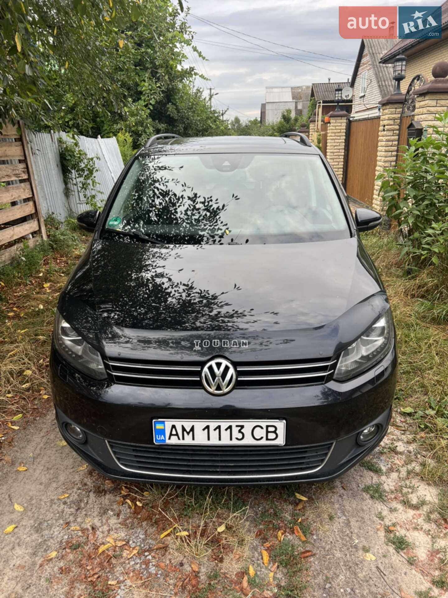 VOLKSWAGEN TOURAN 2012