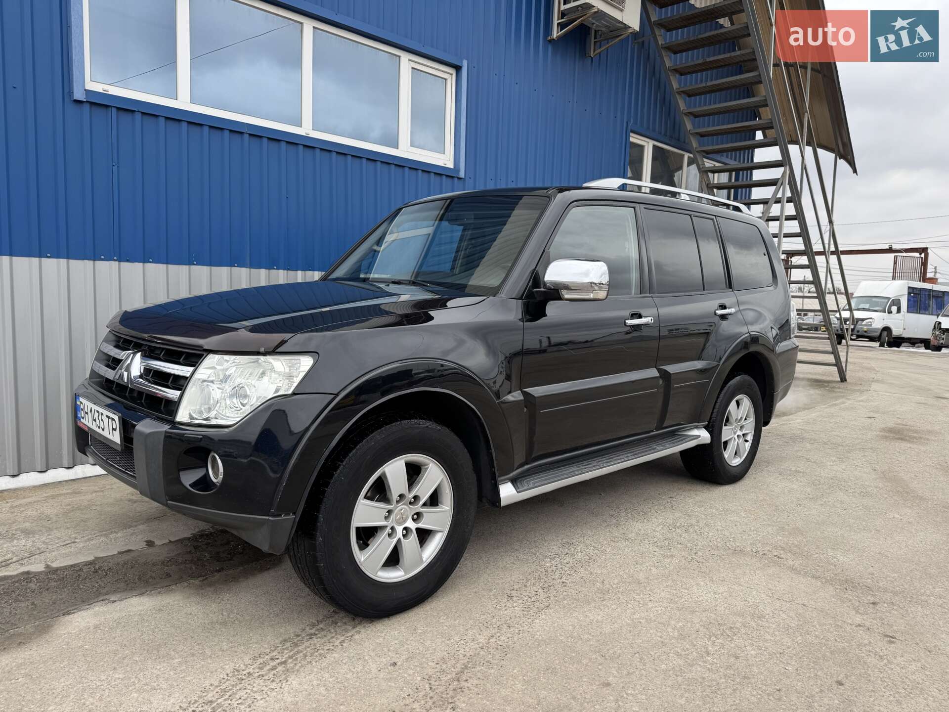 Головне фото звіту автомобіля MITSUBISHI PAJERO 2008