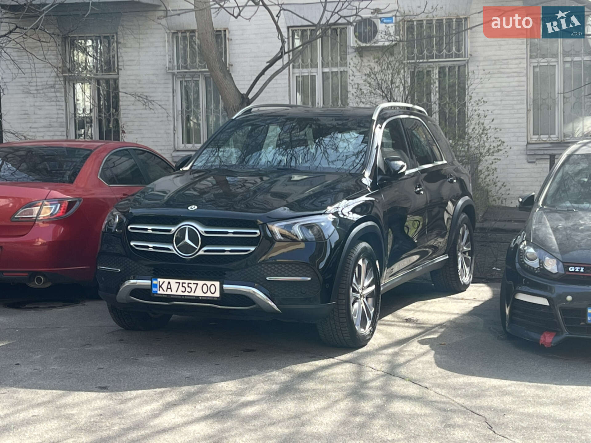 Головне фото звіту автомобіля MERCEDES-BENZ GLE 300D 2021