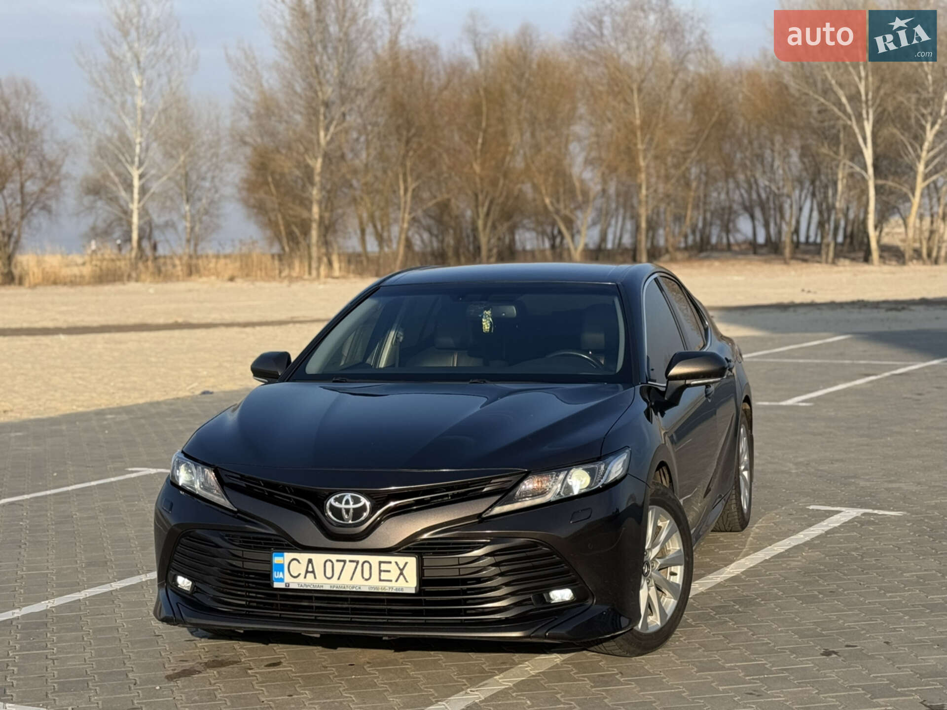 TOYOTA CAMRY