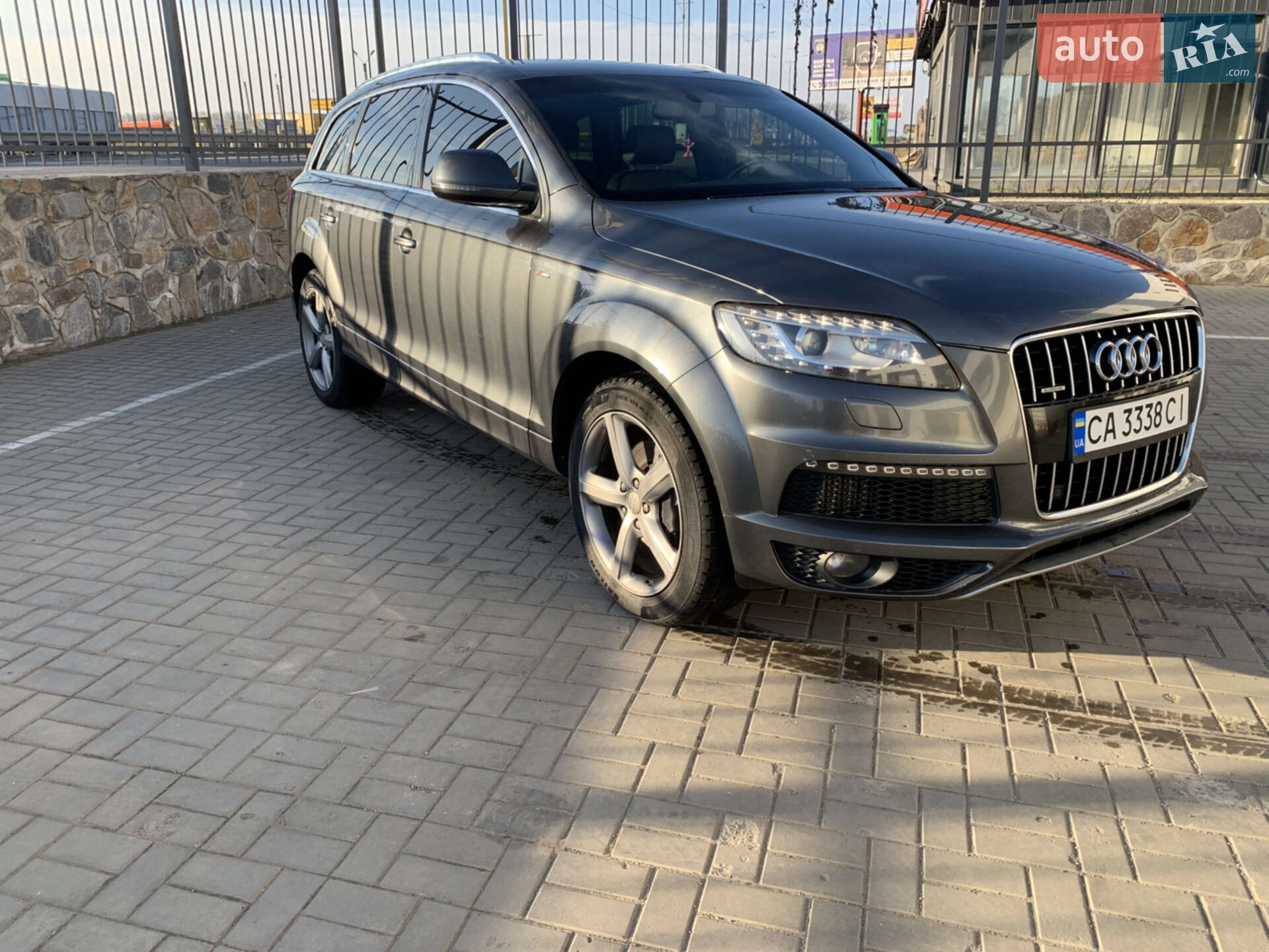 AUDI Q7