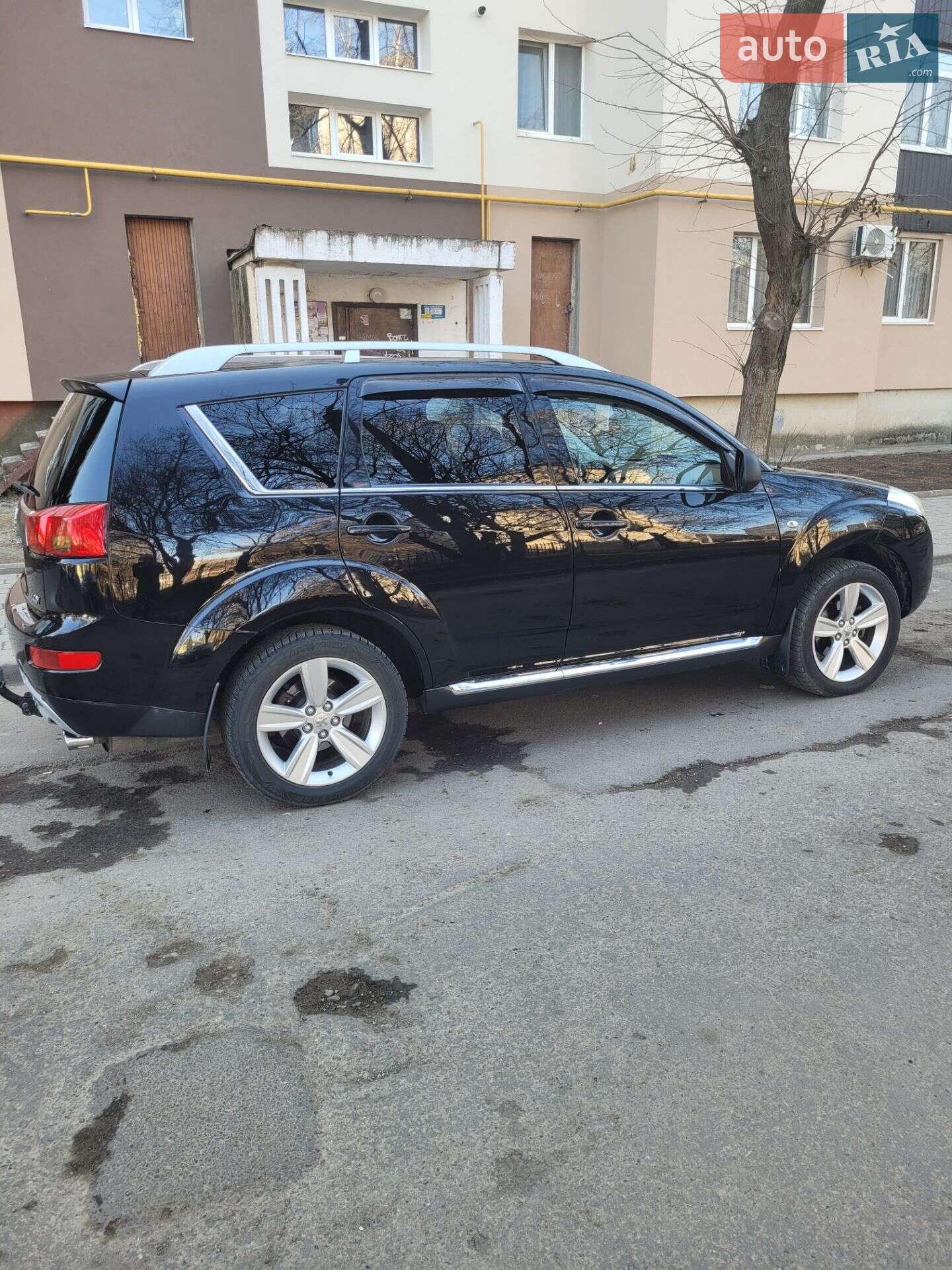 PEUGEOT 4007 2011