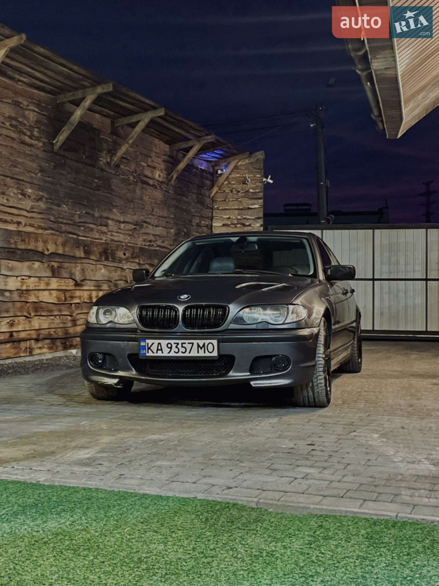 BMW 330I 2001