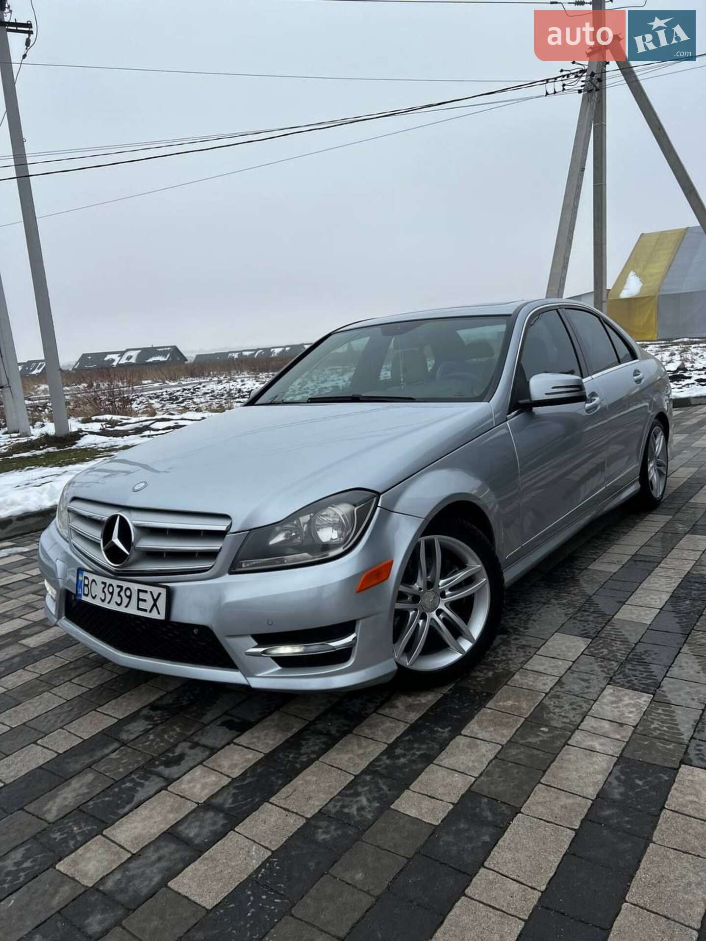 MERCEDES-BENZ C 250 2013