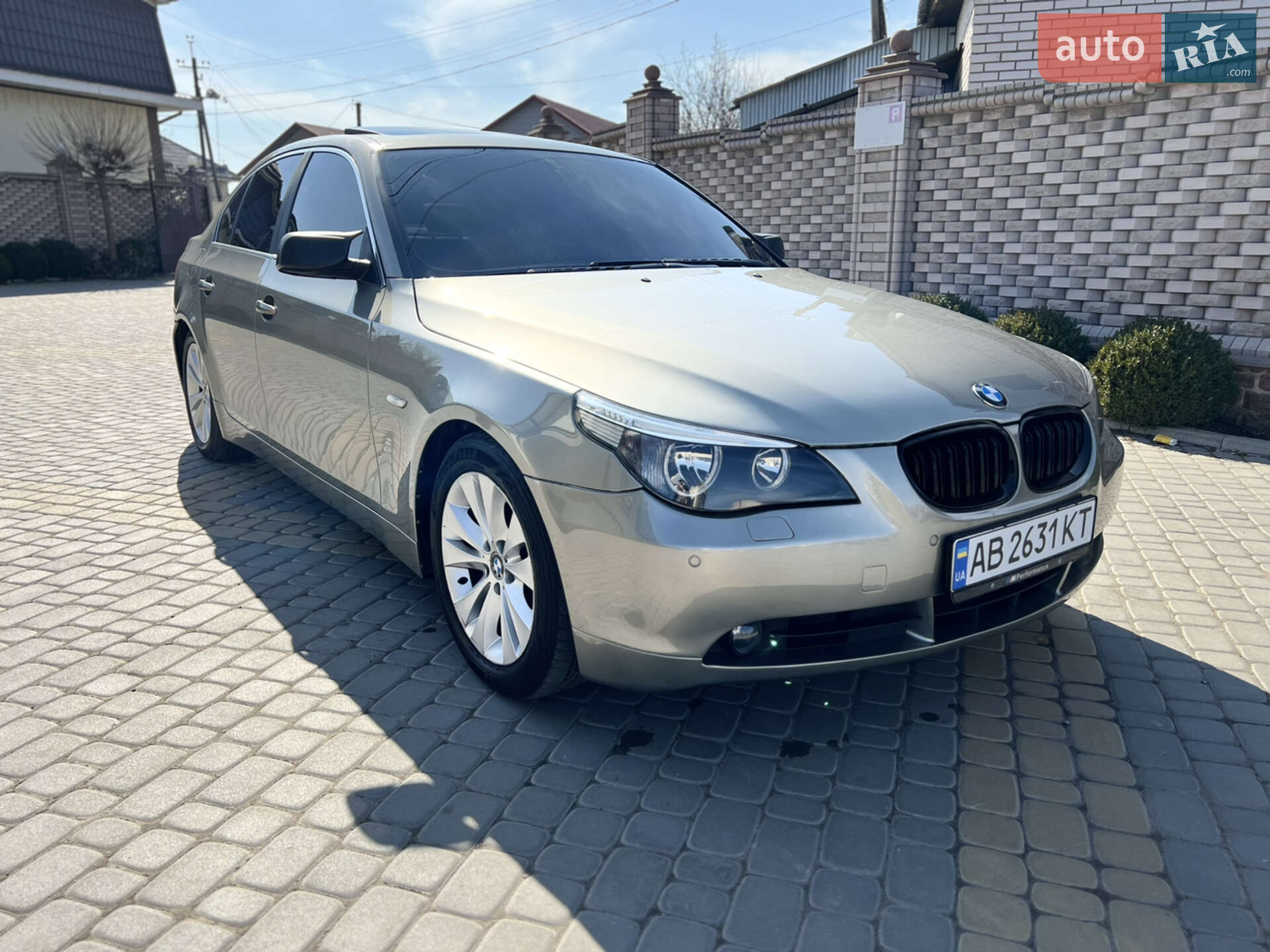 BMW 525 2004