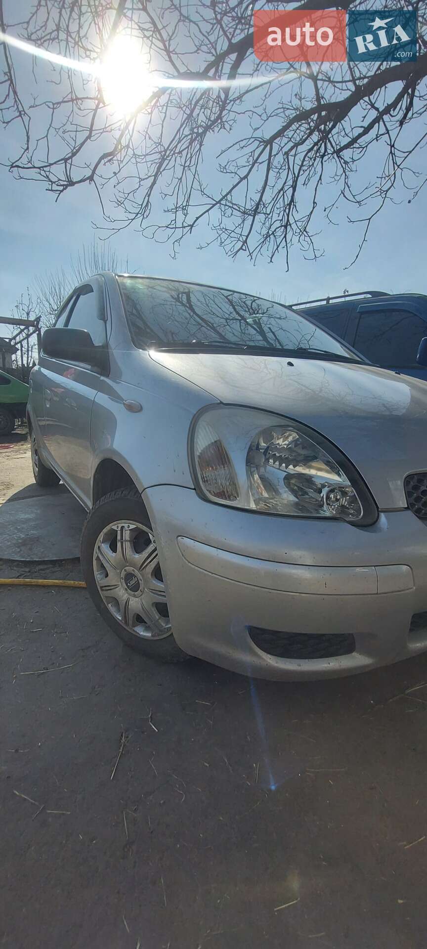 TOYOTA YARIS 2004