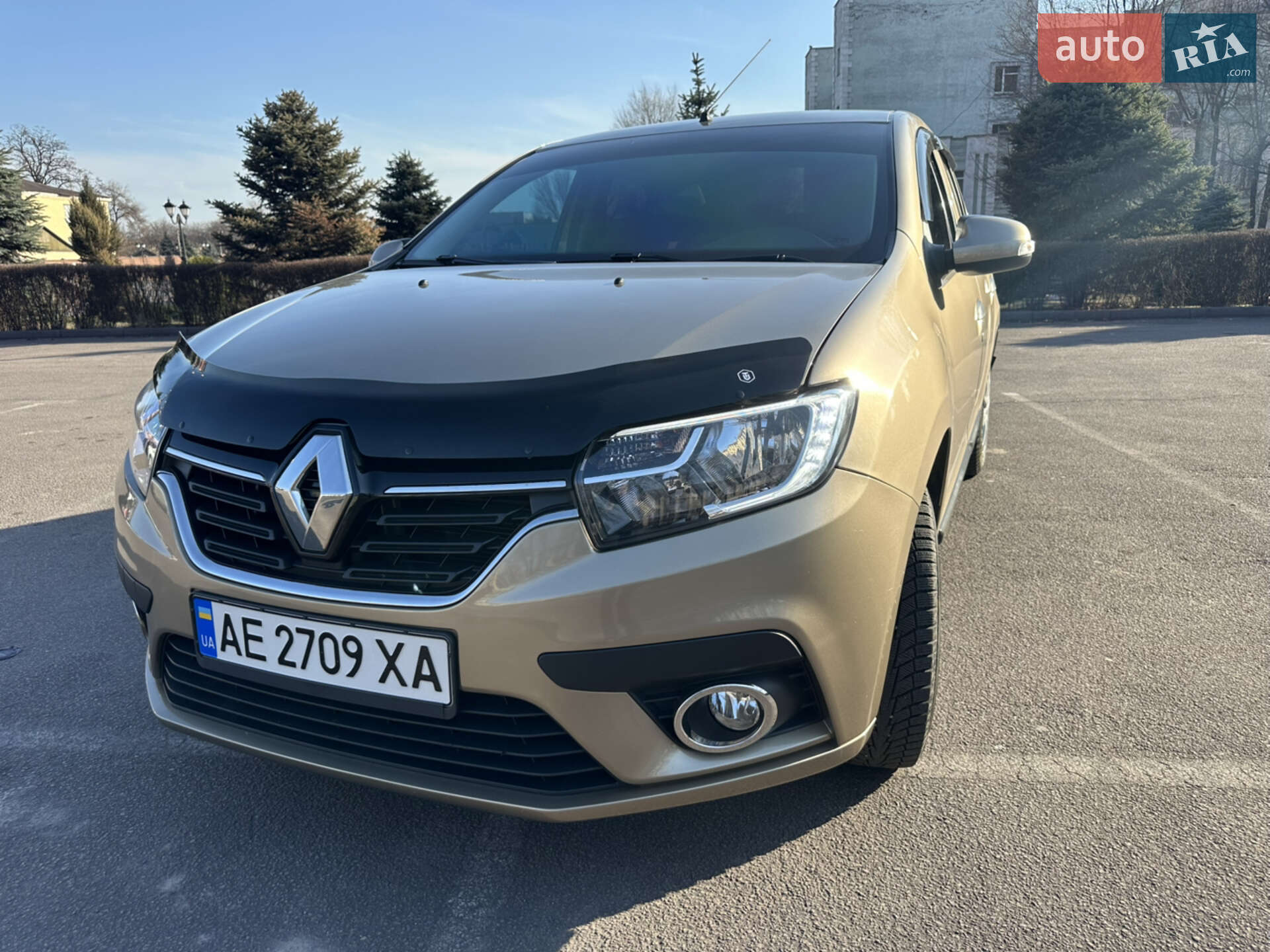 RENAULT LOGAN 2019