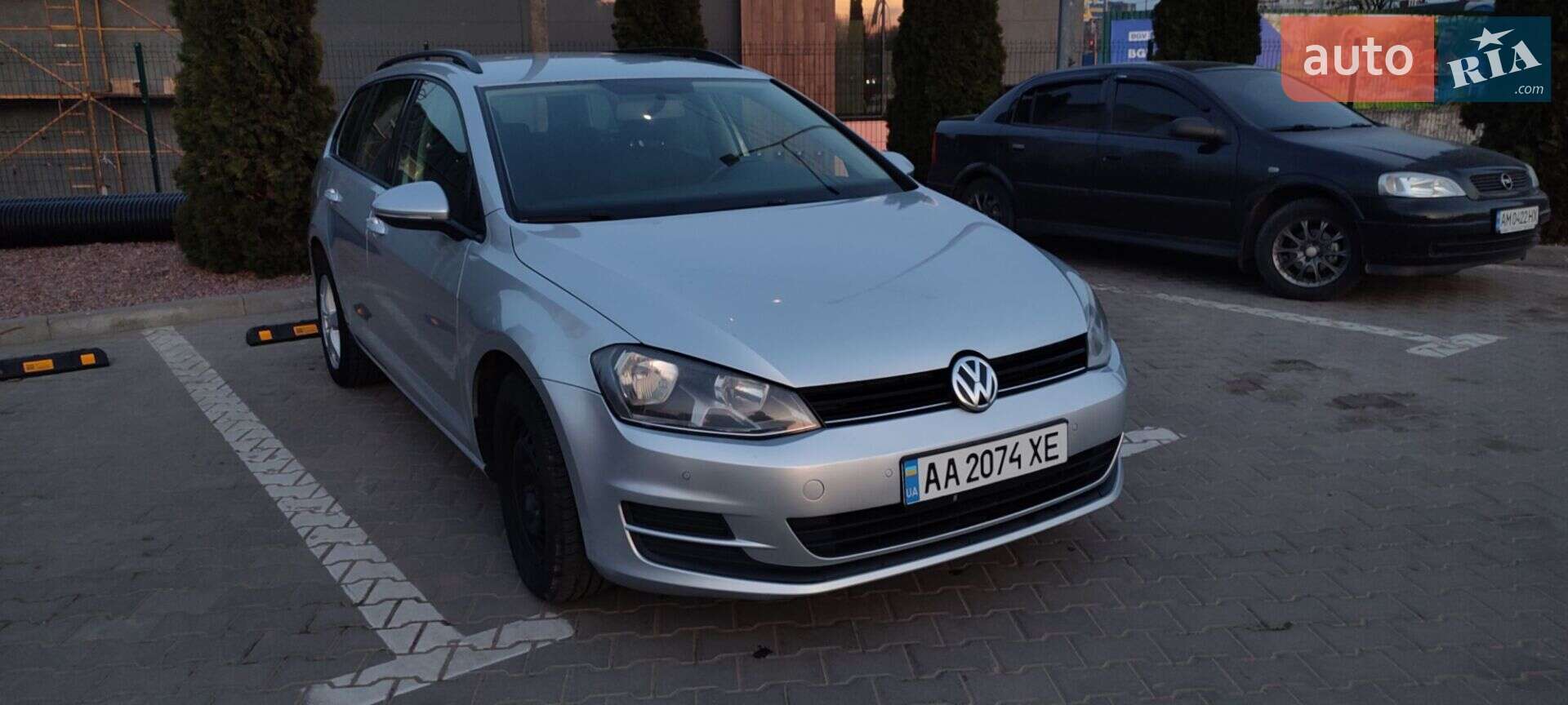 VOLKSWAGEN GOLF 2013