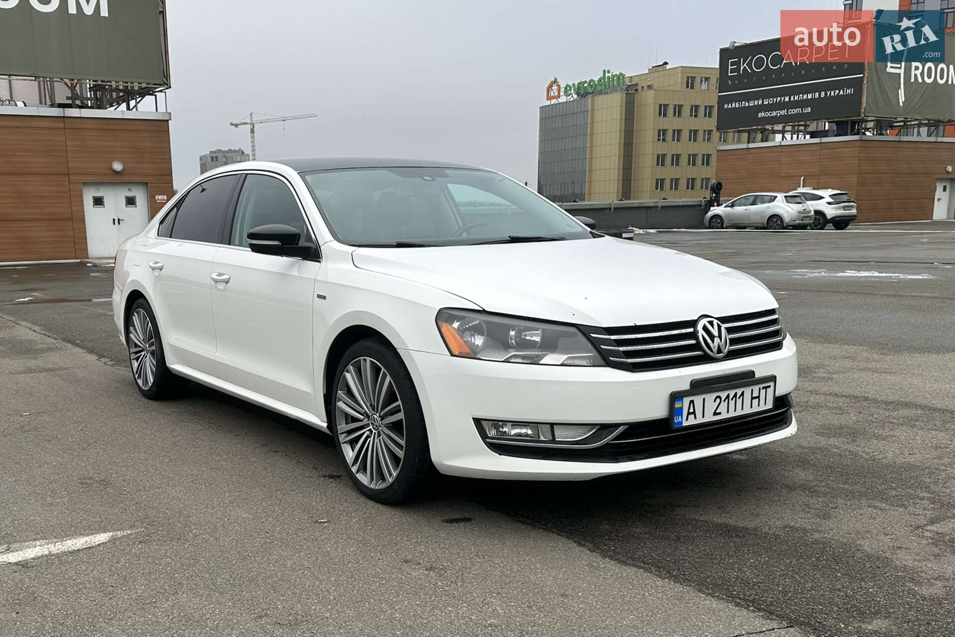 VOLKSWAGEN PASSAT 2014