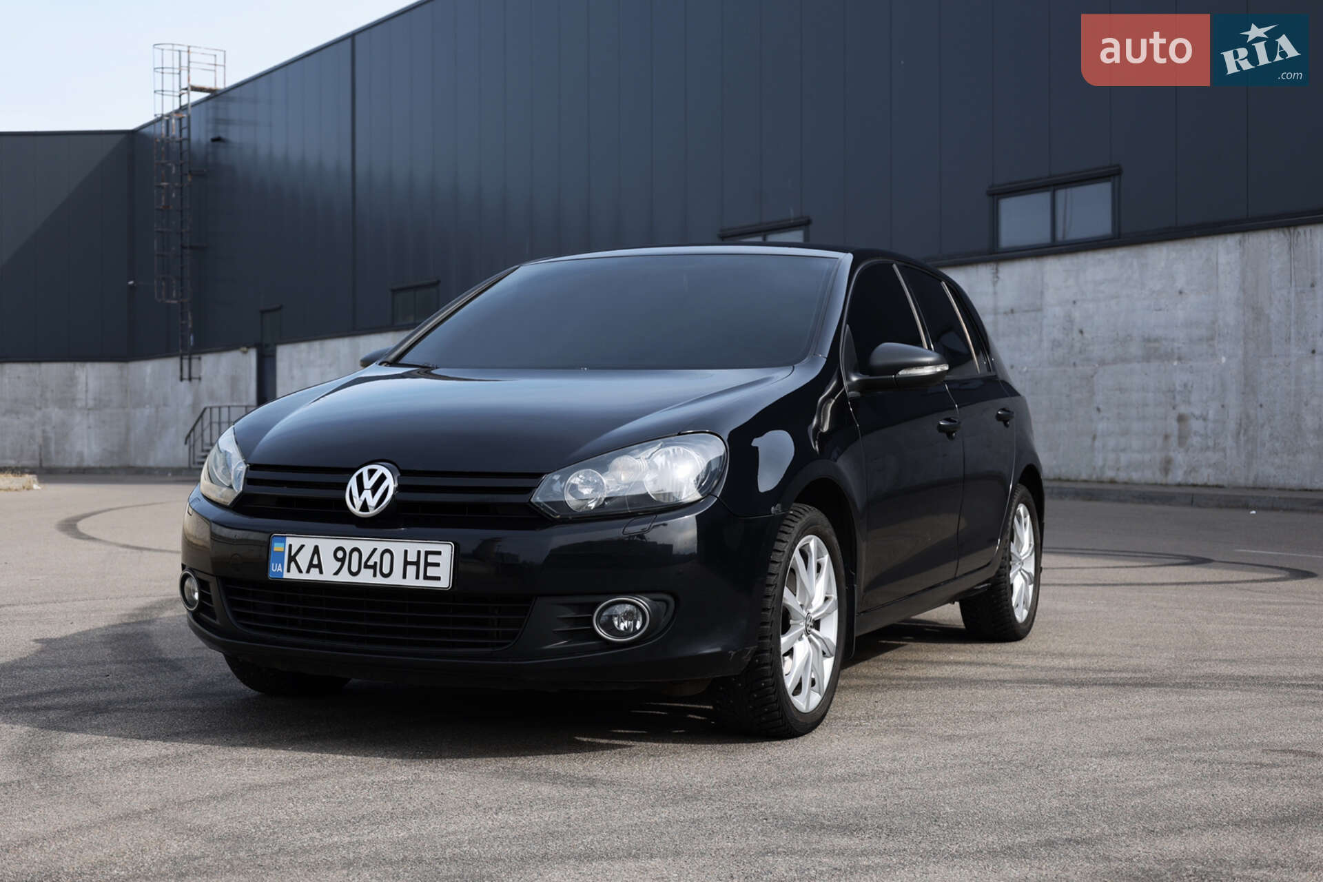VOLKSWAGEN GOLF 2010