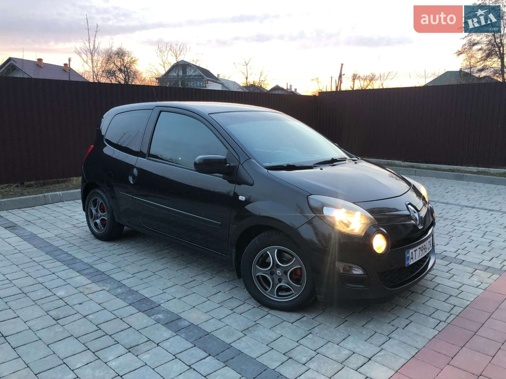 RENAULT TWINGO 2012
