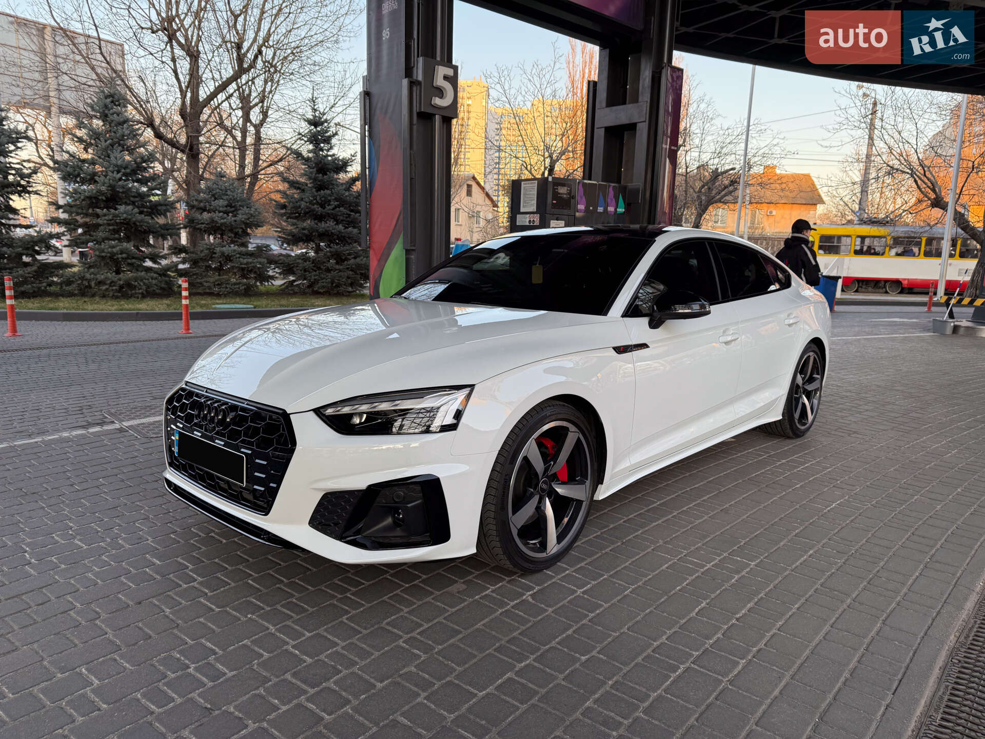 AUDI A5 2022