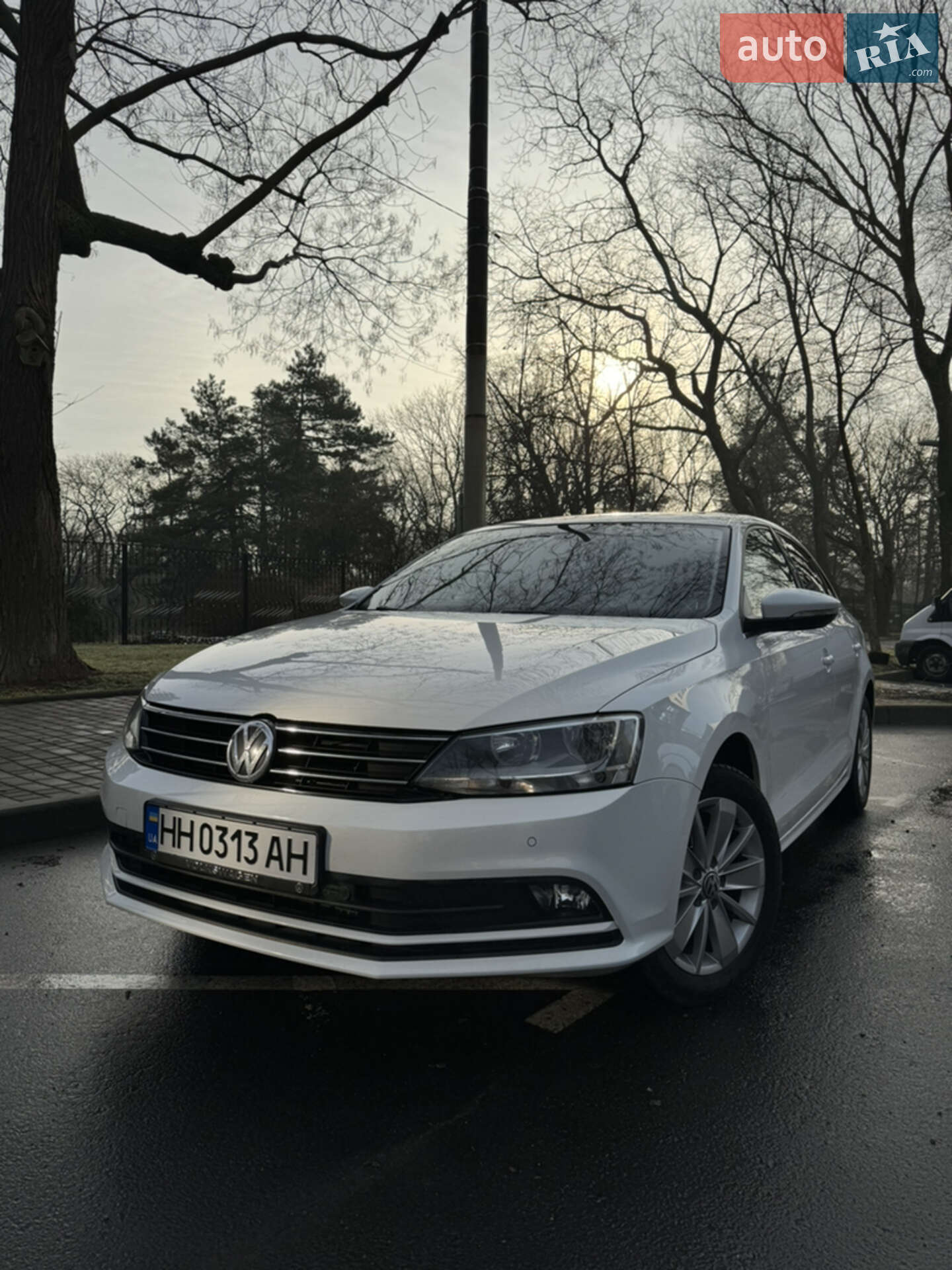 VOLKSWAGEN JETTA 2016