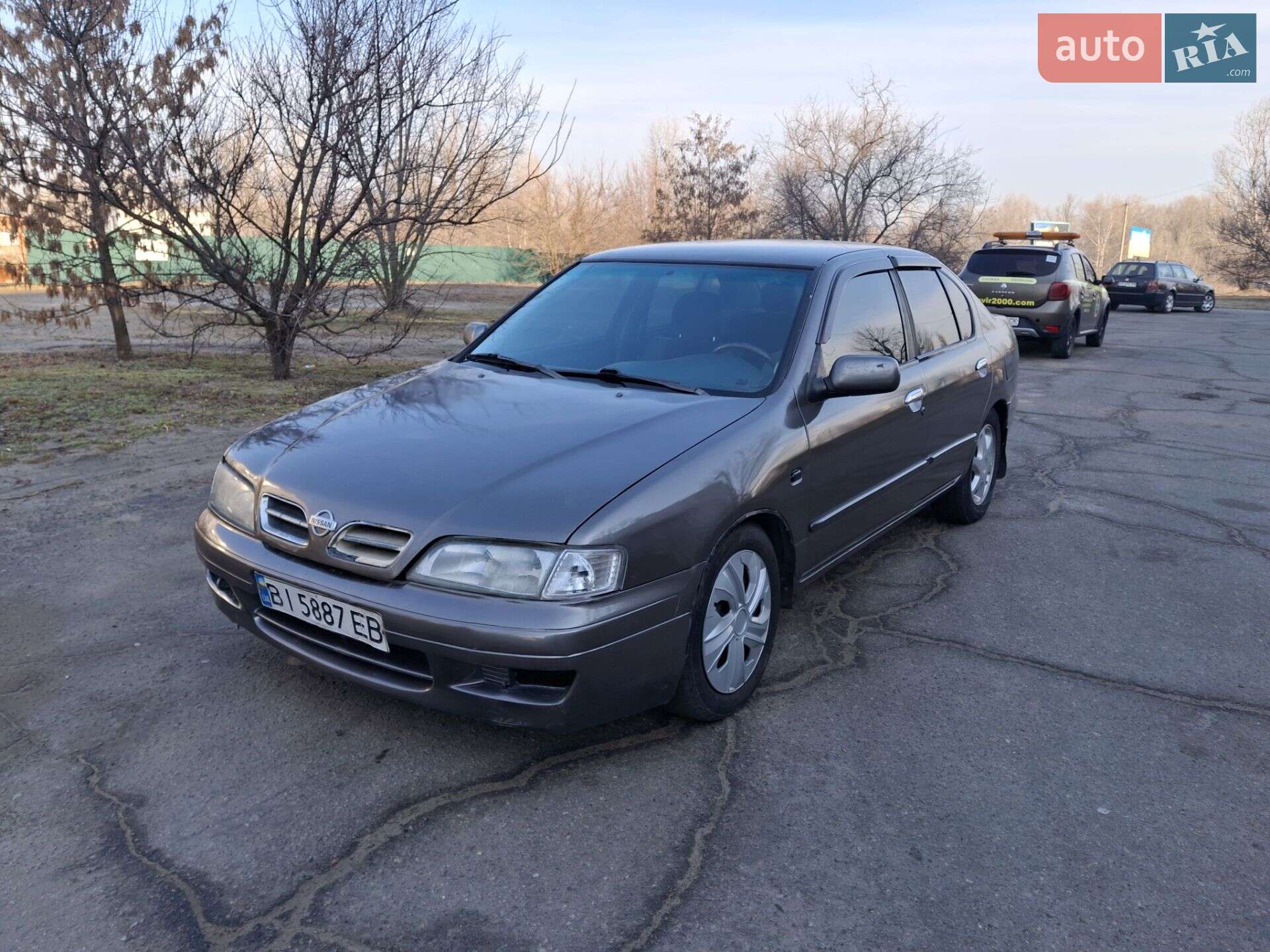 NISSAN PRIMERA 1998