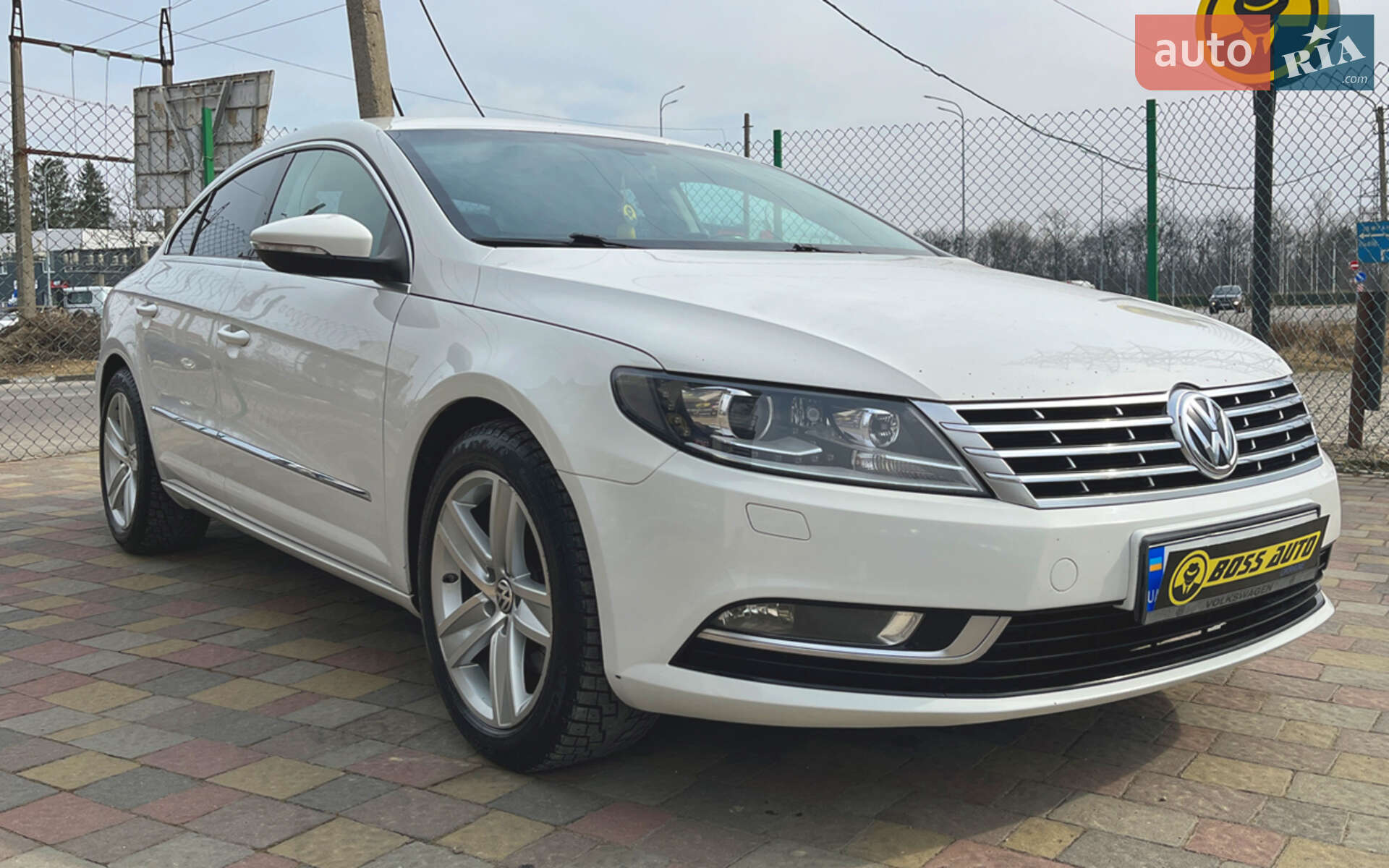 VOLKSWAGEN PASSAT CC 2013