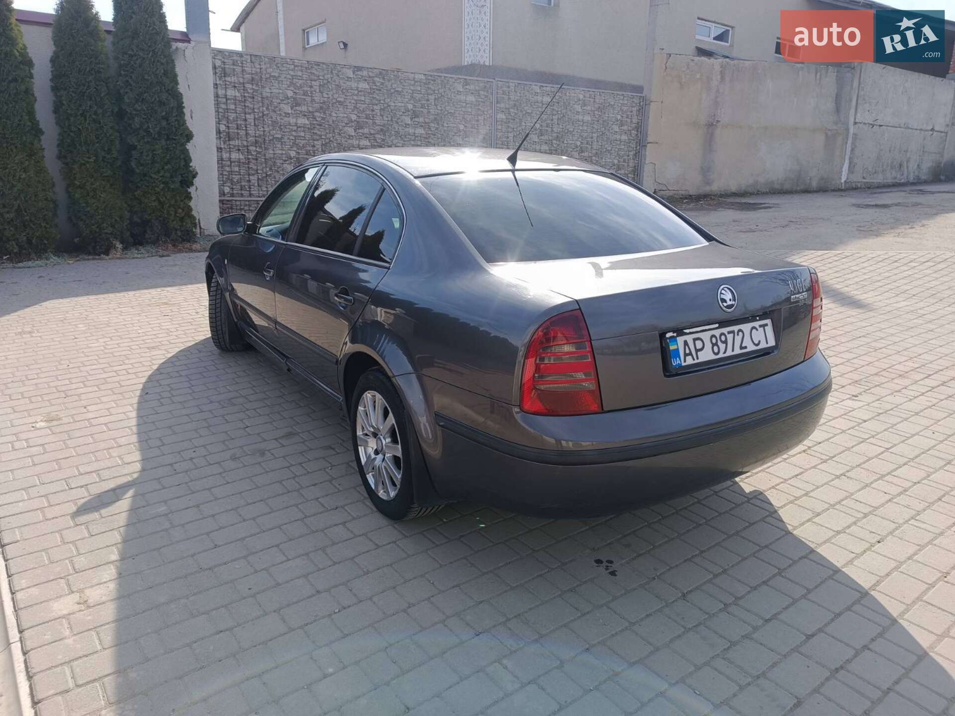 SKODA SUPERB 2004