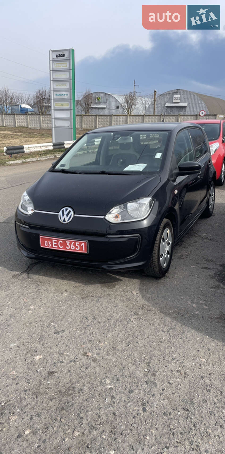 VOLKSWAGEN E-UP 2014