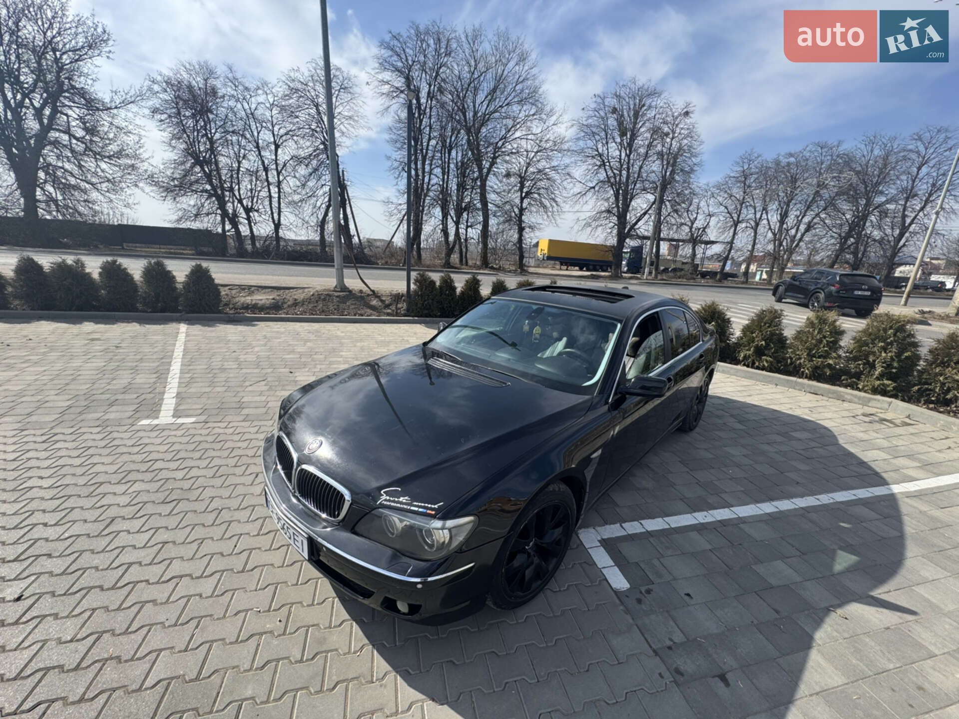 BMW 745I 2004