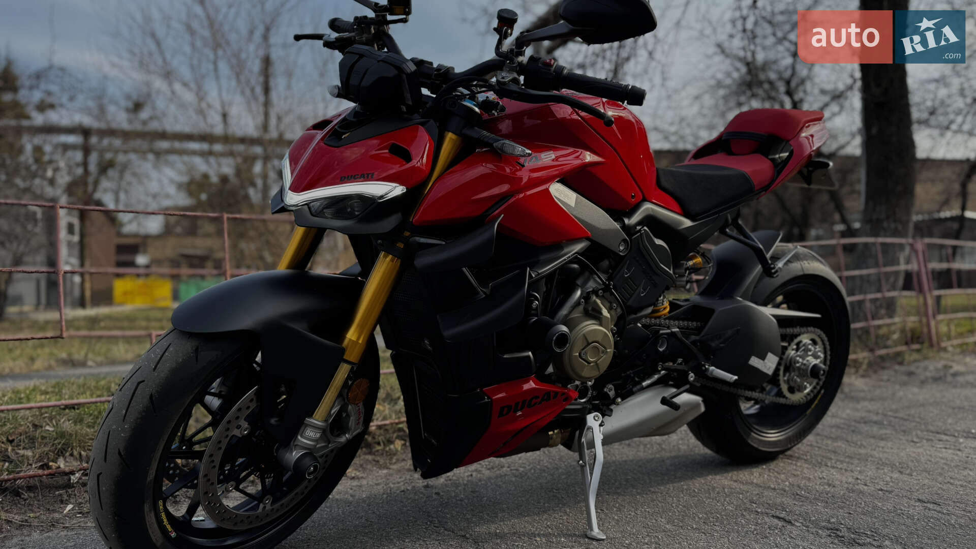 DUCATI STREETFIGHTER V4S 2024