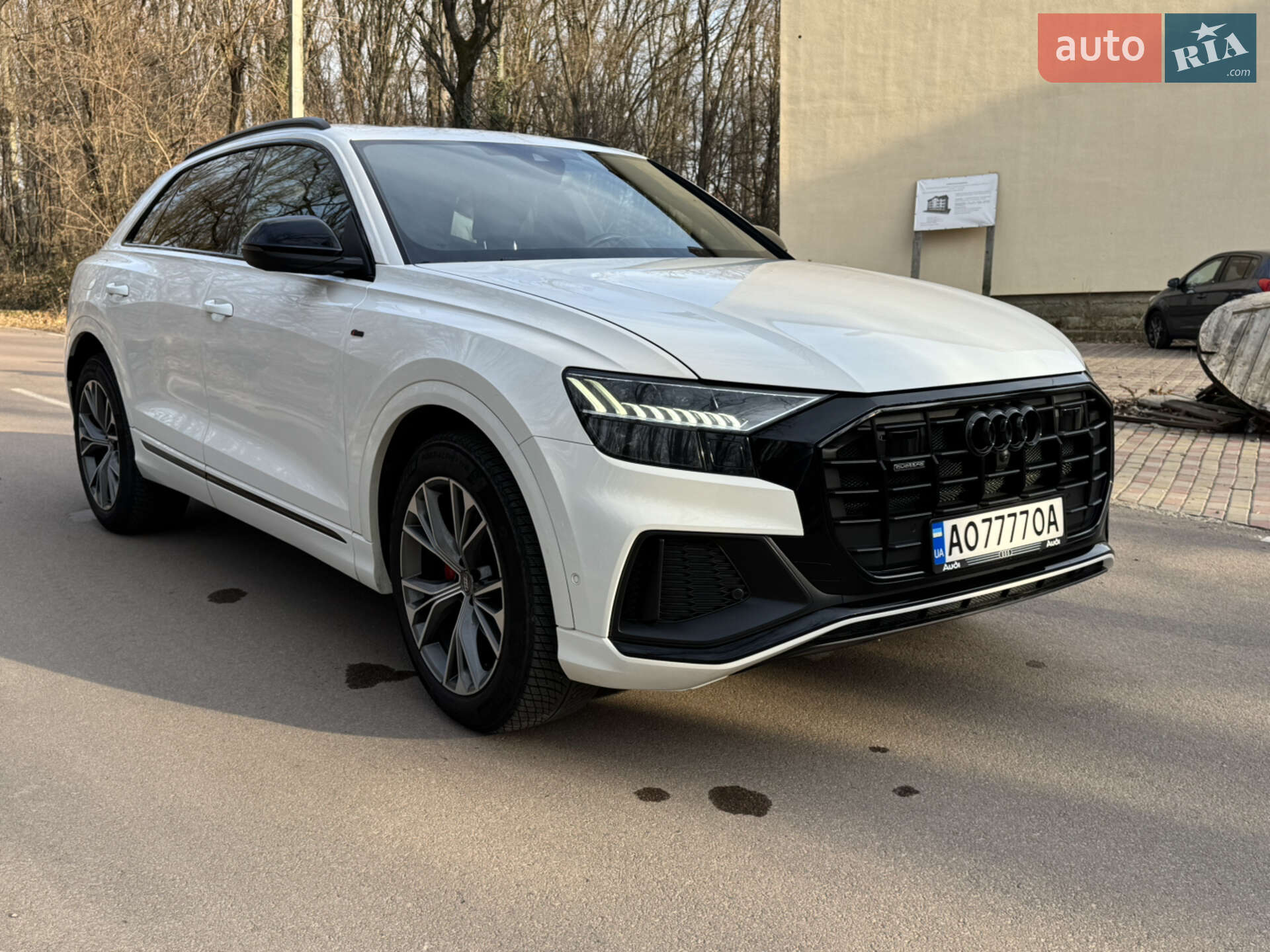 AUDI Q8 2019