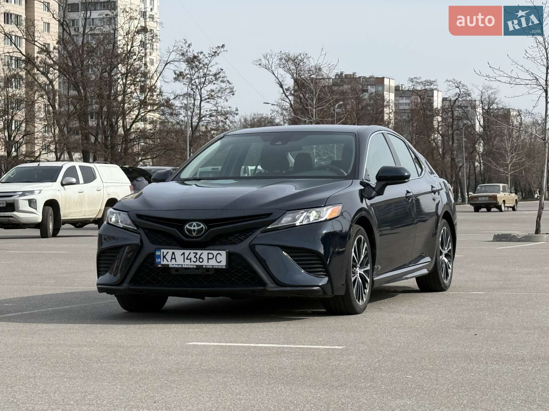 TOYOTA CAMRY 2019