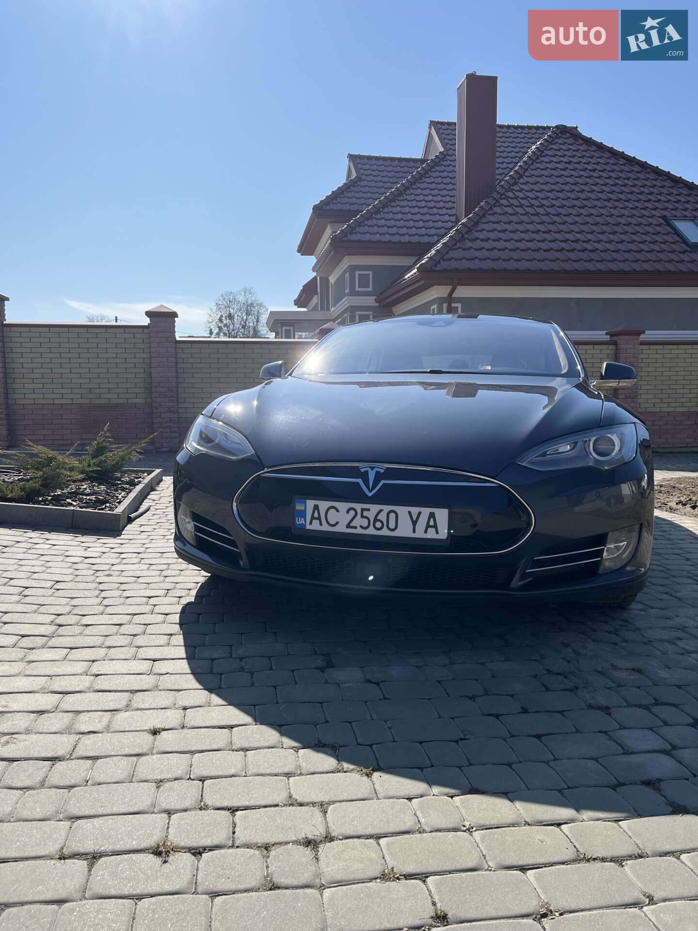 TESLA MODEL S 2015