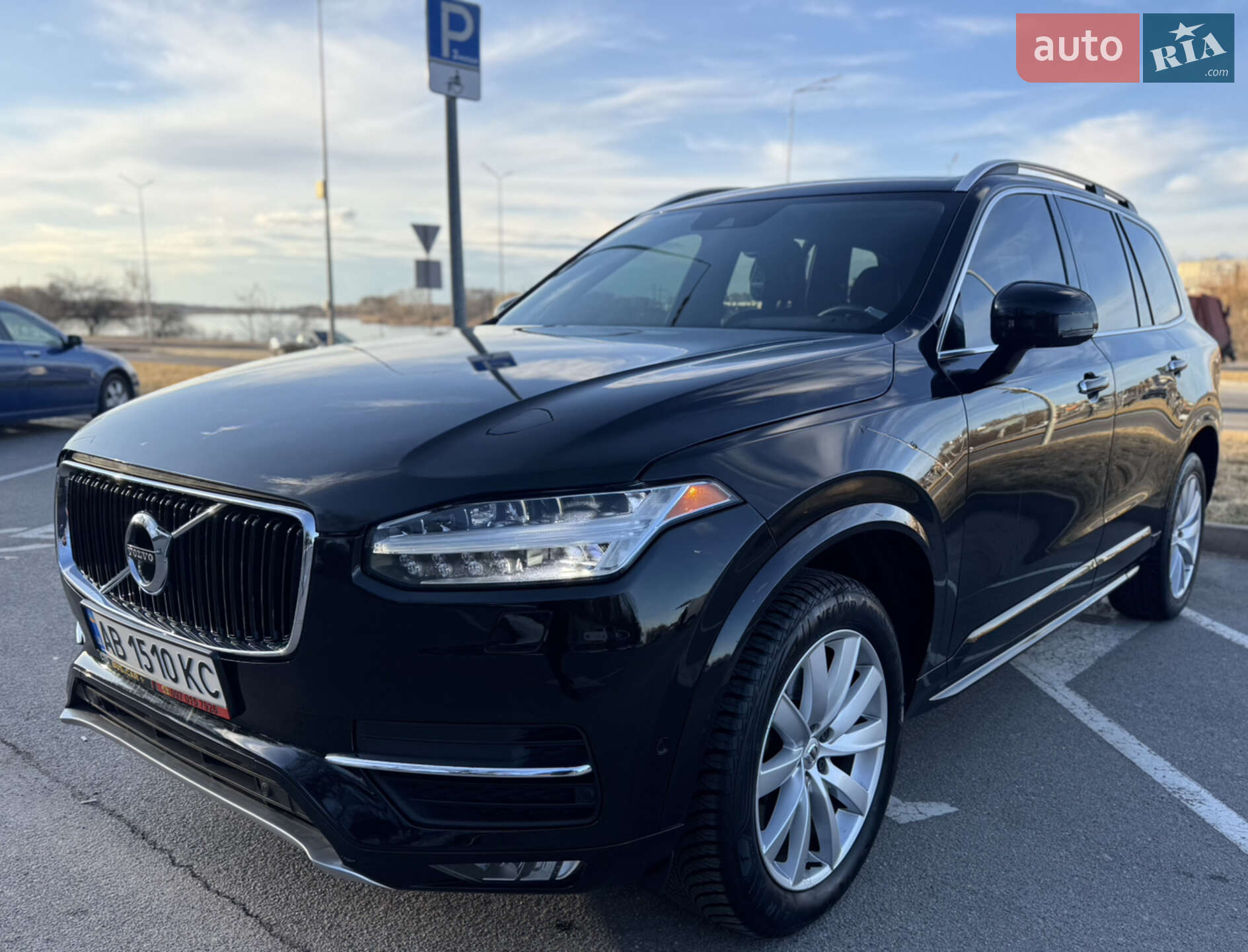 VOLVO XC90 2016