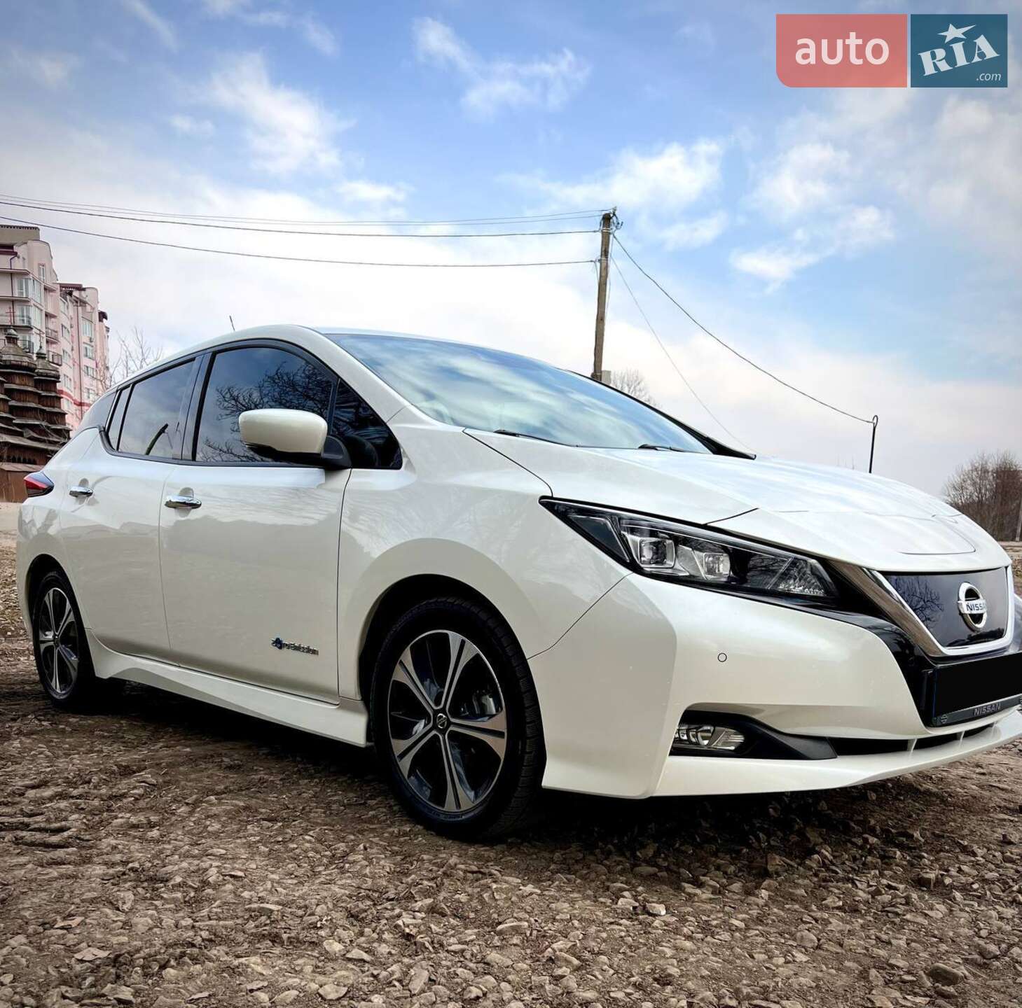 Головне фото звіту автомобіля NISSAN LEAF 2019