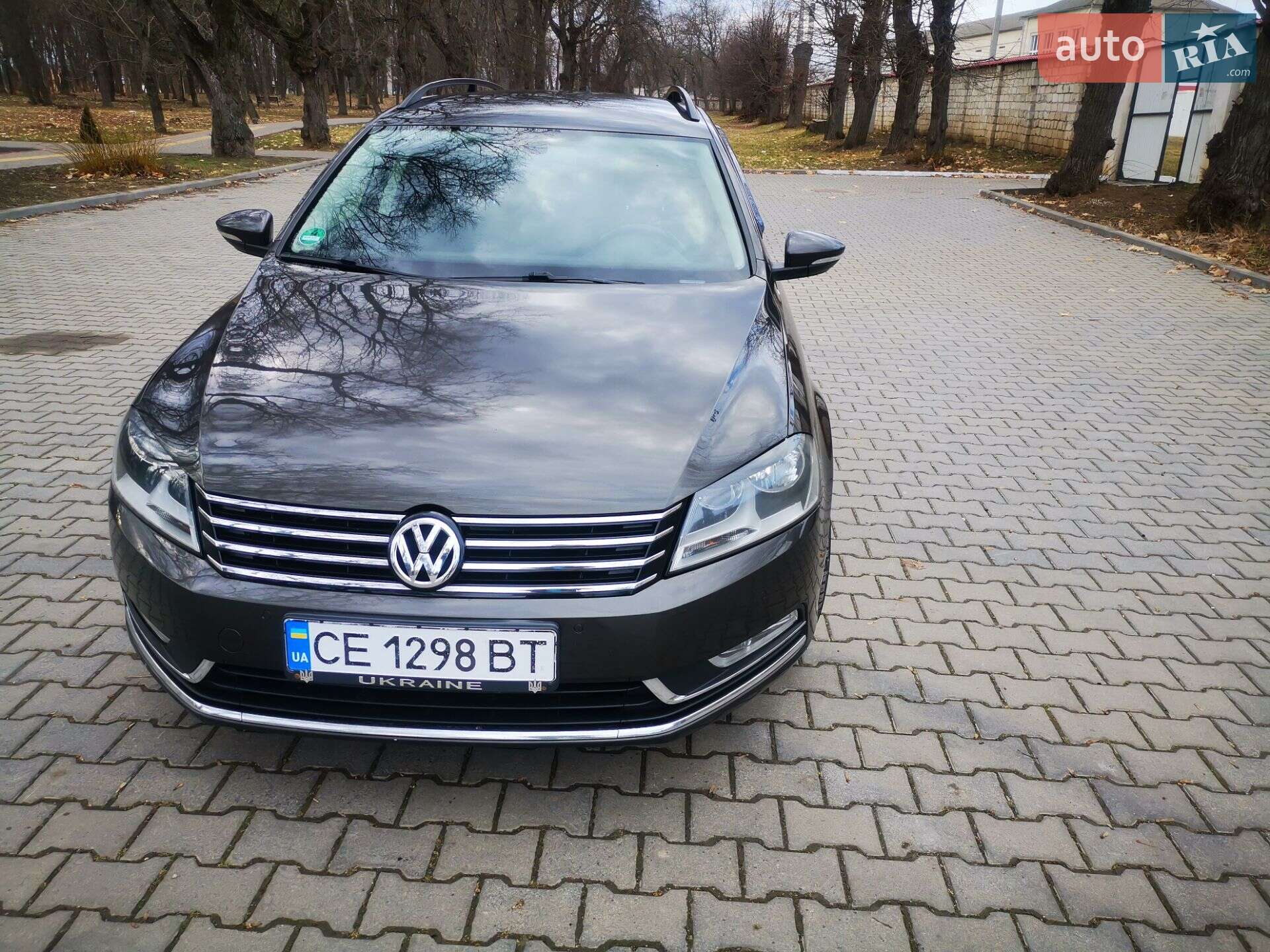 VOLKSWAGEN PASSAT 2012
