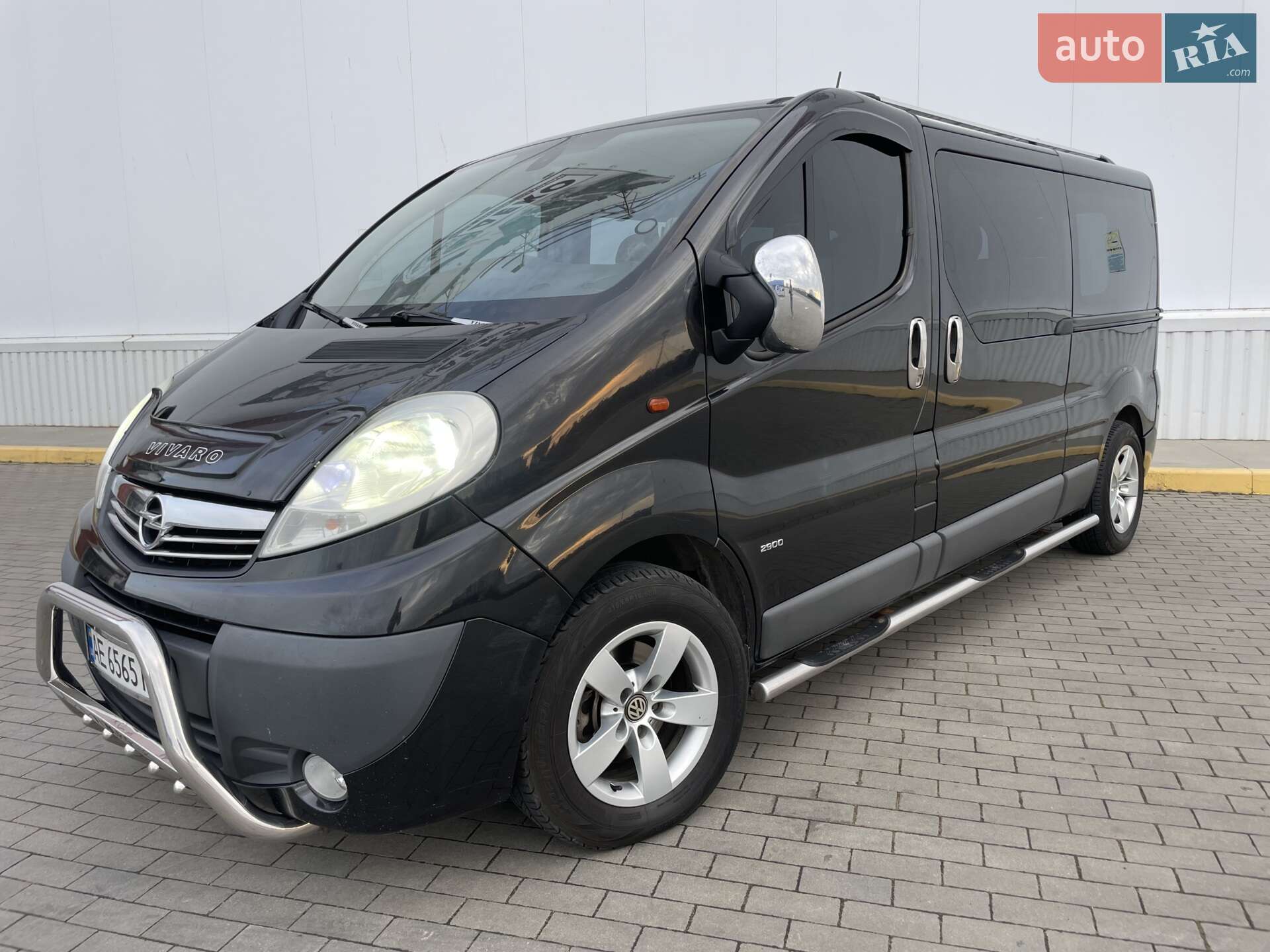 OPEL VIVARO 2012