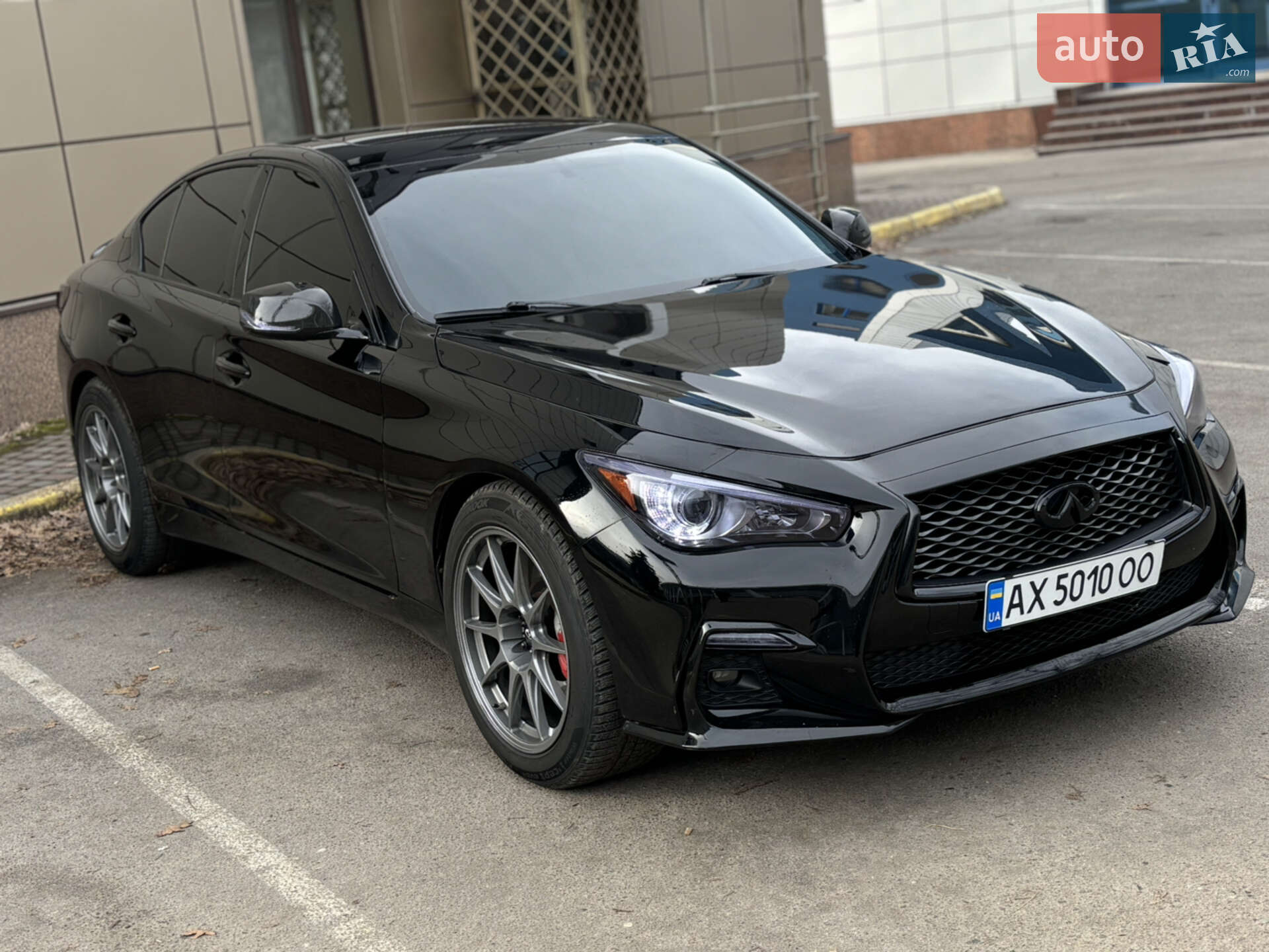 INFINITI Q50