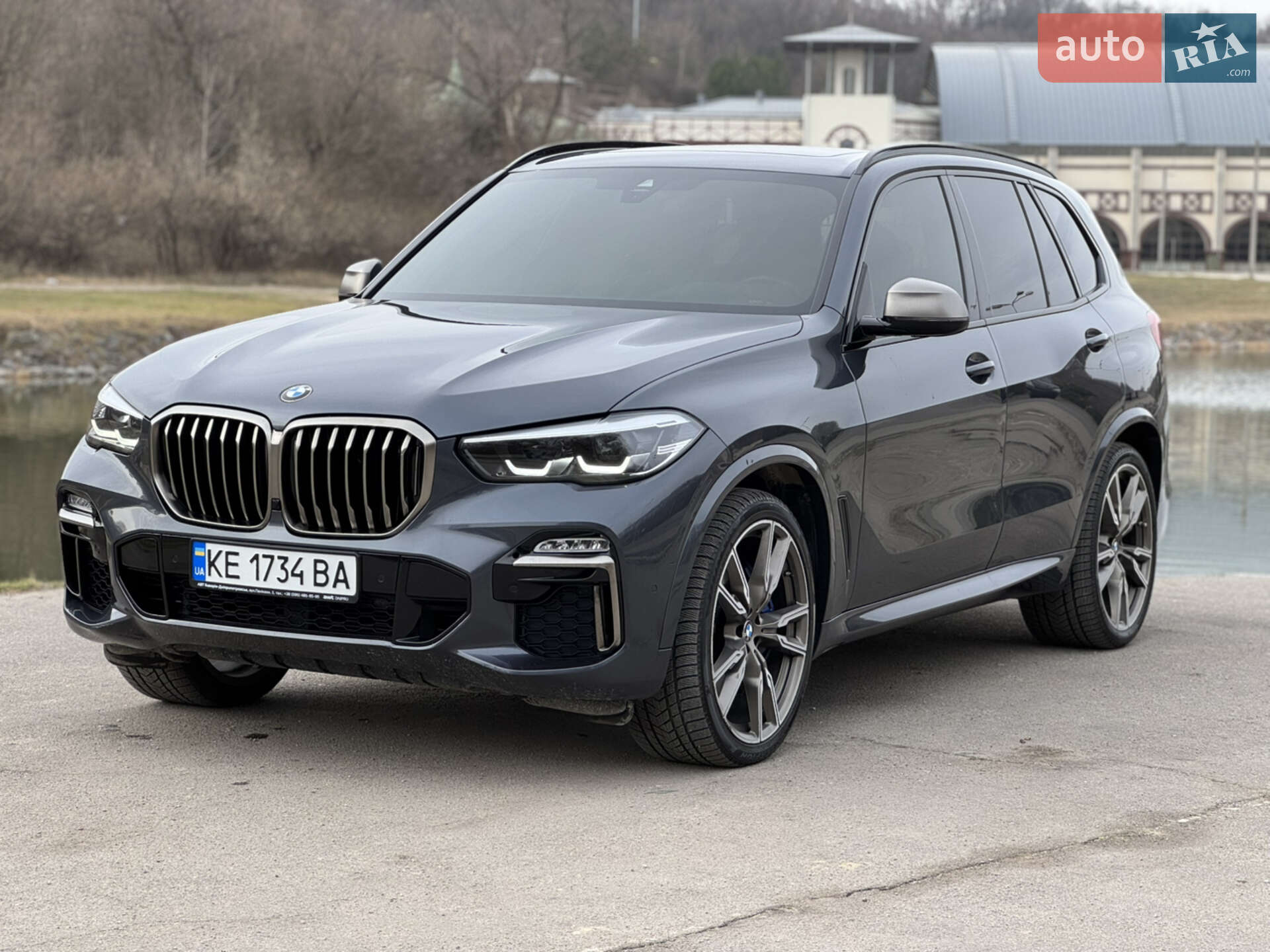 Головне фото звіту автомобіля BMW X5 2020